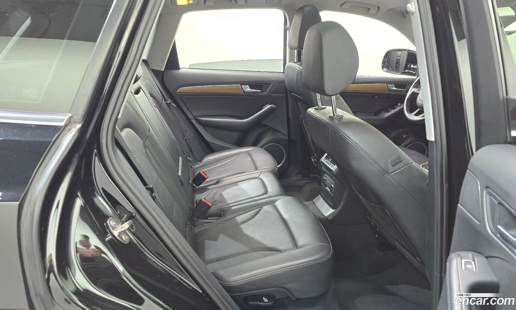 Audi Q5 2016 WAUZZZ8R8GA109974 — 8