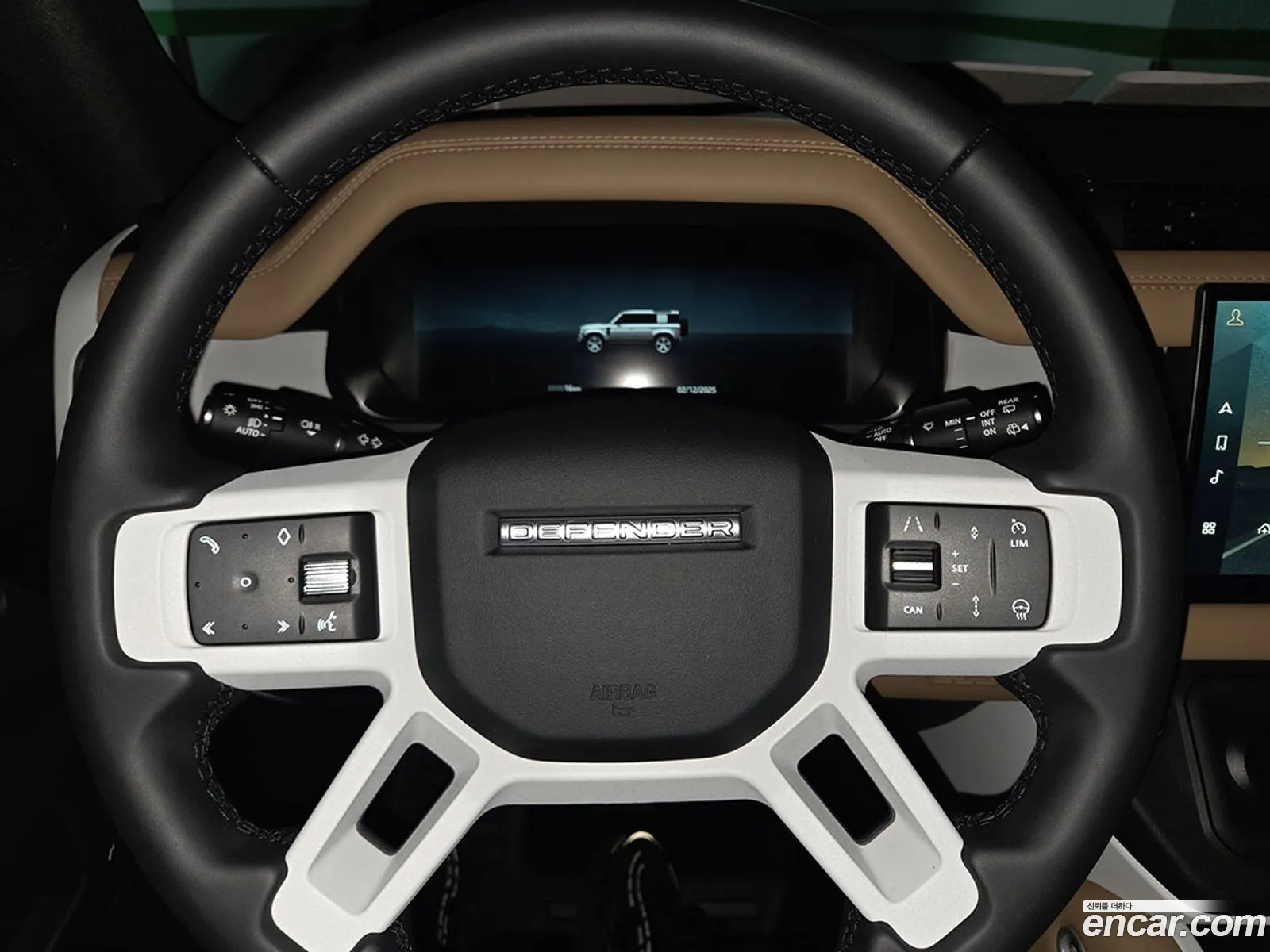 Land Rover Defender 2025 — 3