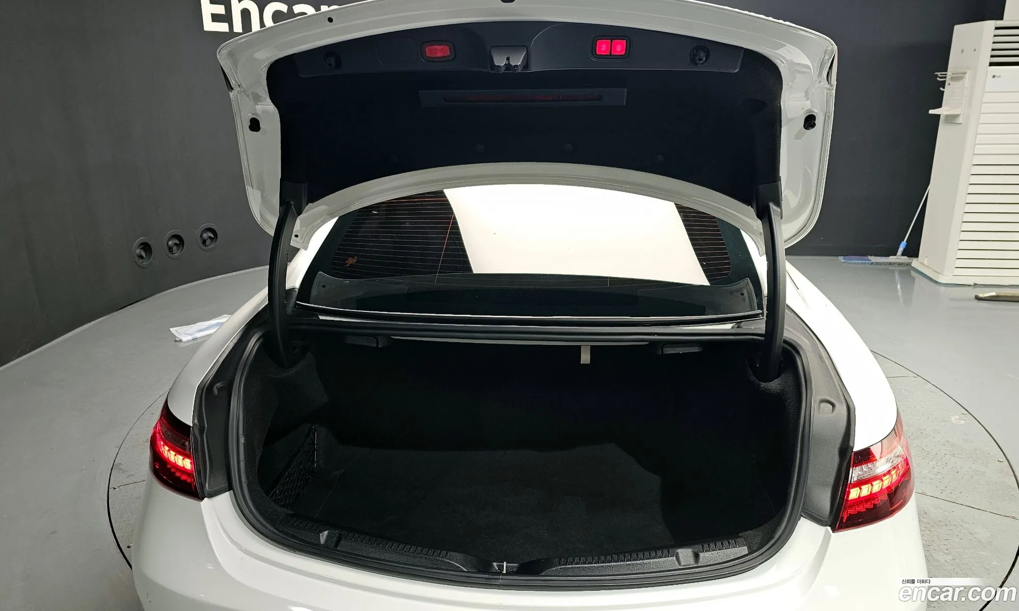 Mercedes-Benz E-Class W213 2022 — 20