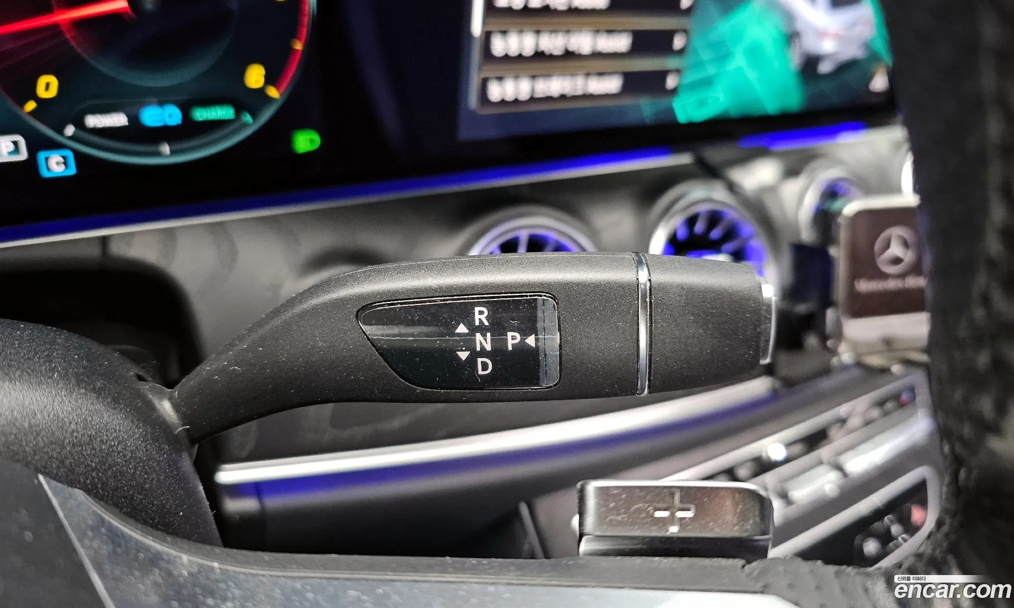 Mercedes-Benz E-Class W213 2022 — 12
