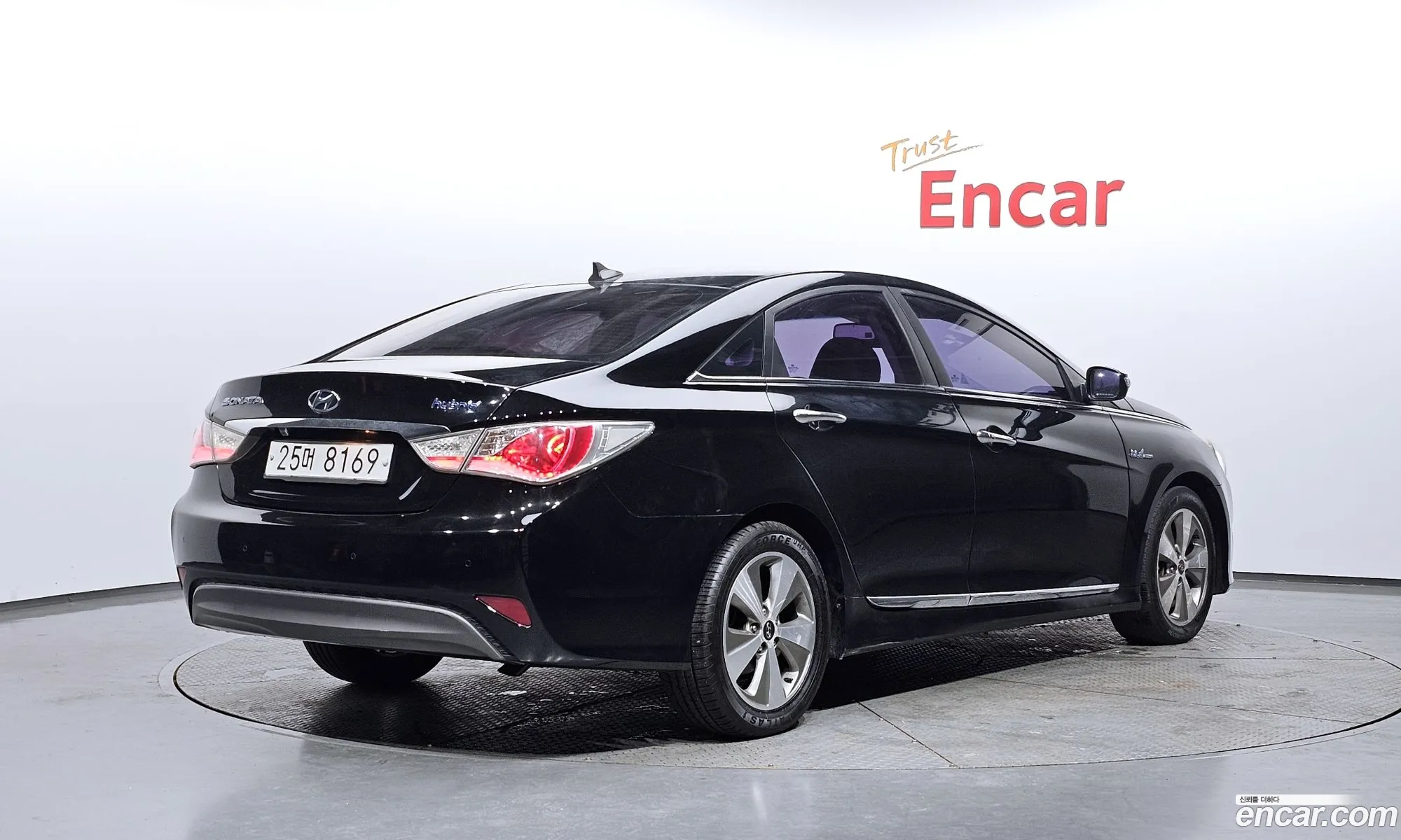 Hyundai Sonata Hybrid 2012 — 11