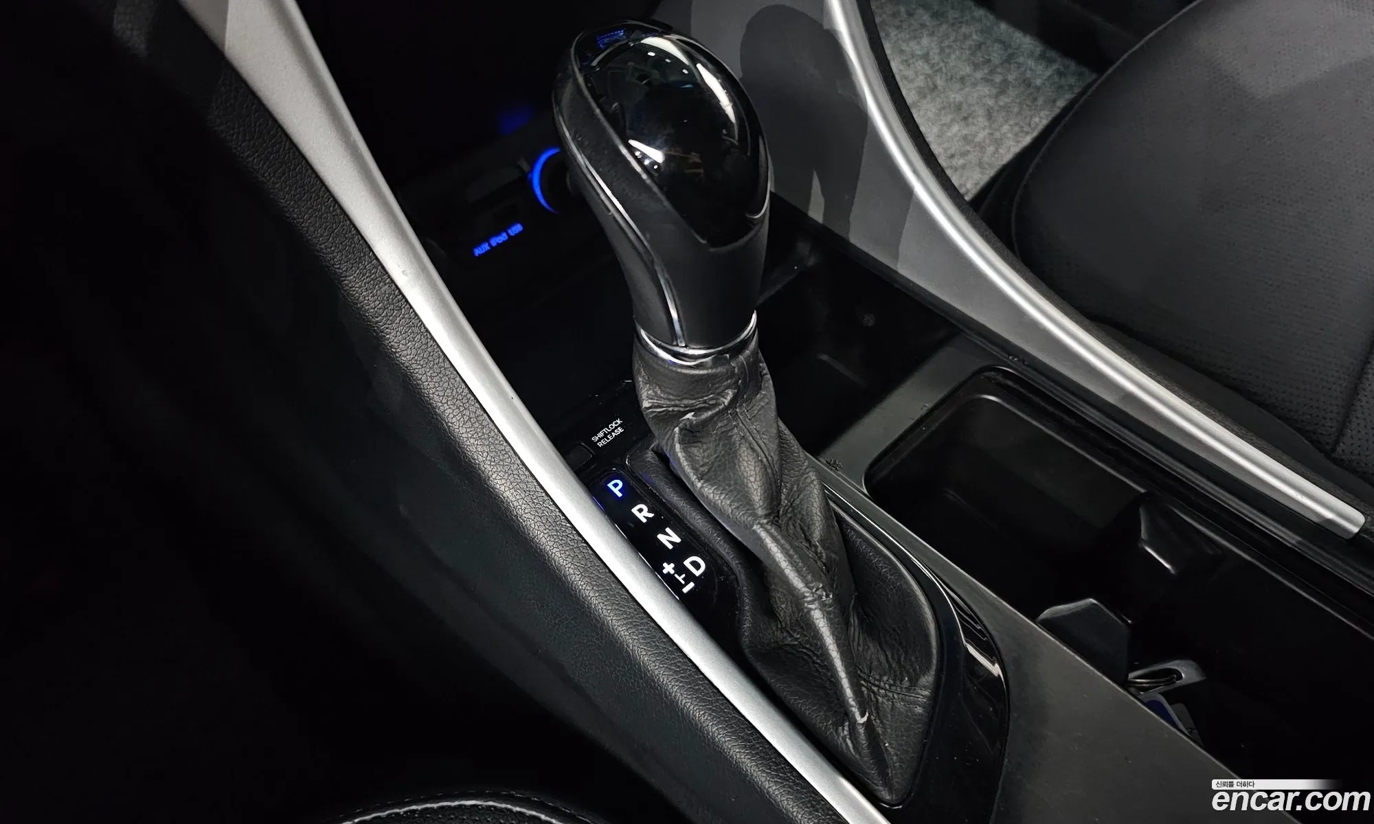 Hyundai Sonata Hybrid 2012 — 4