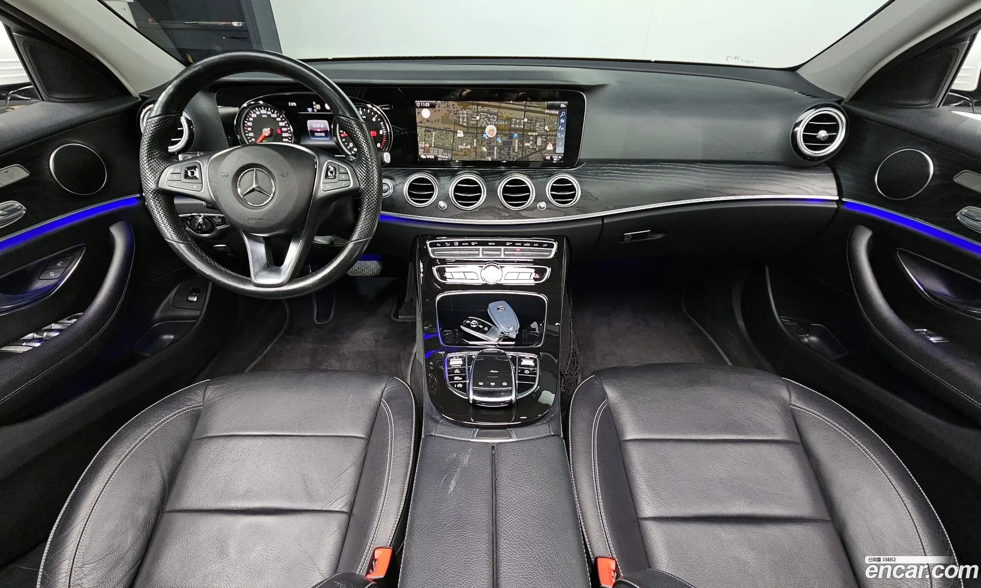 Mercedes-Benz E-Class W213 2018 WDDZF0FB2JA429401 — 18