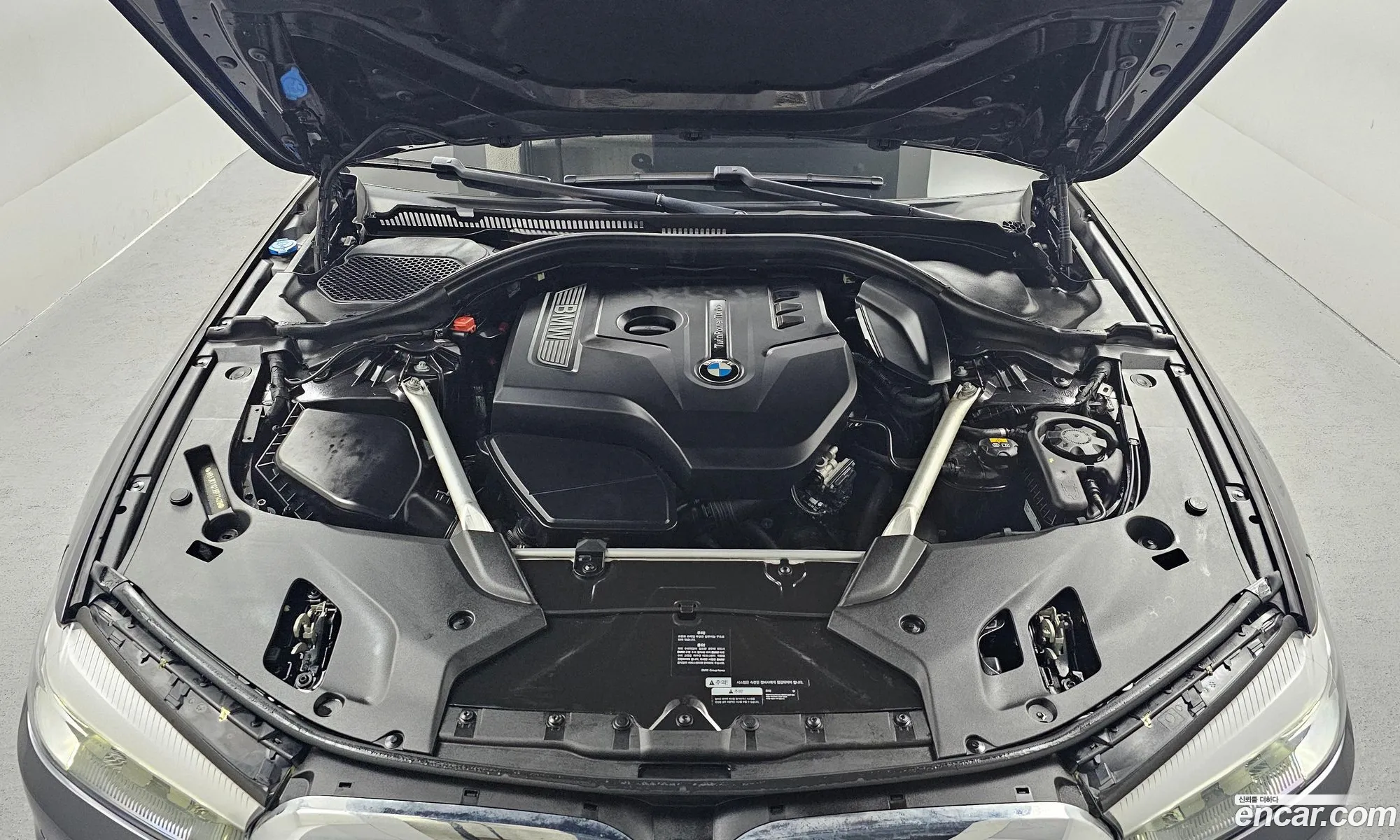 BMW 5 Series 2018 — 14