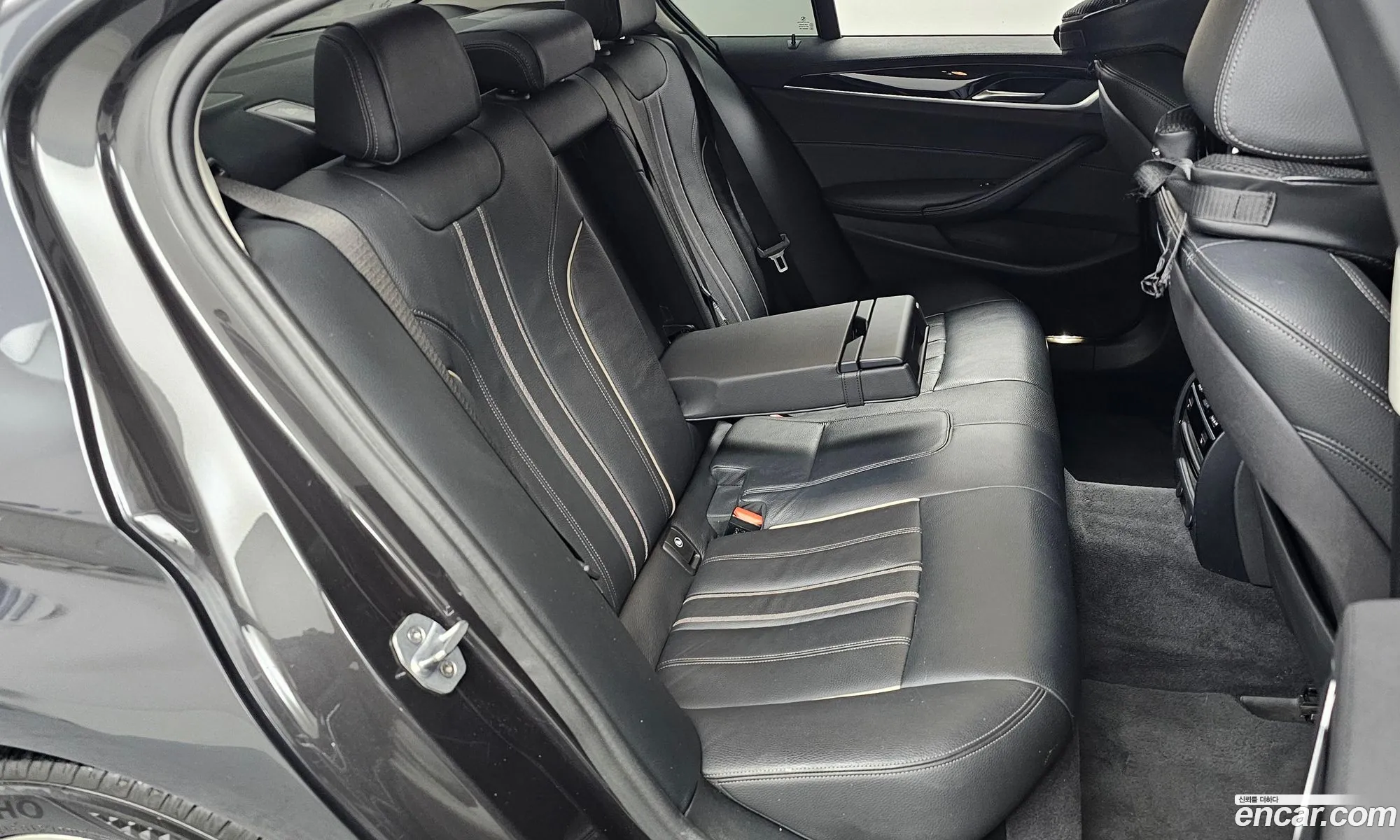 BMW 5 Series 2018 — 9