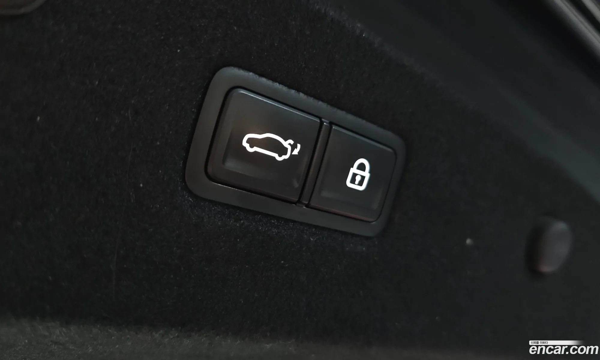 Kia K8 Hybrid 2022 — 11