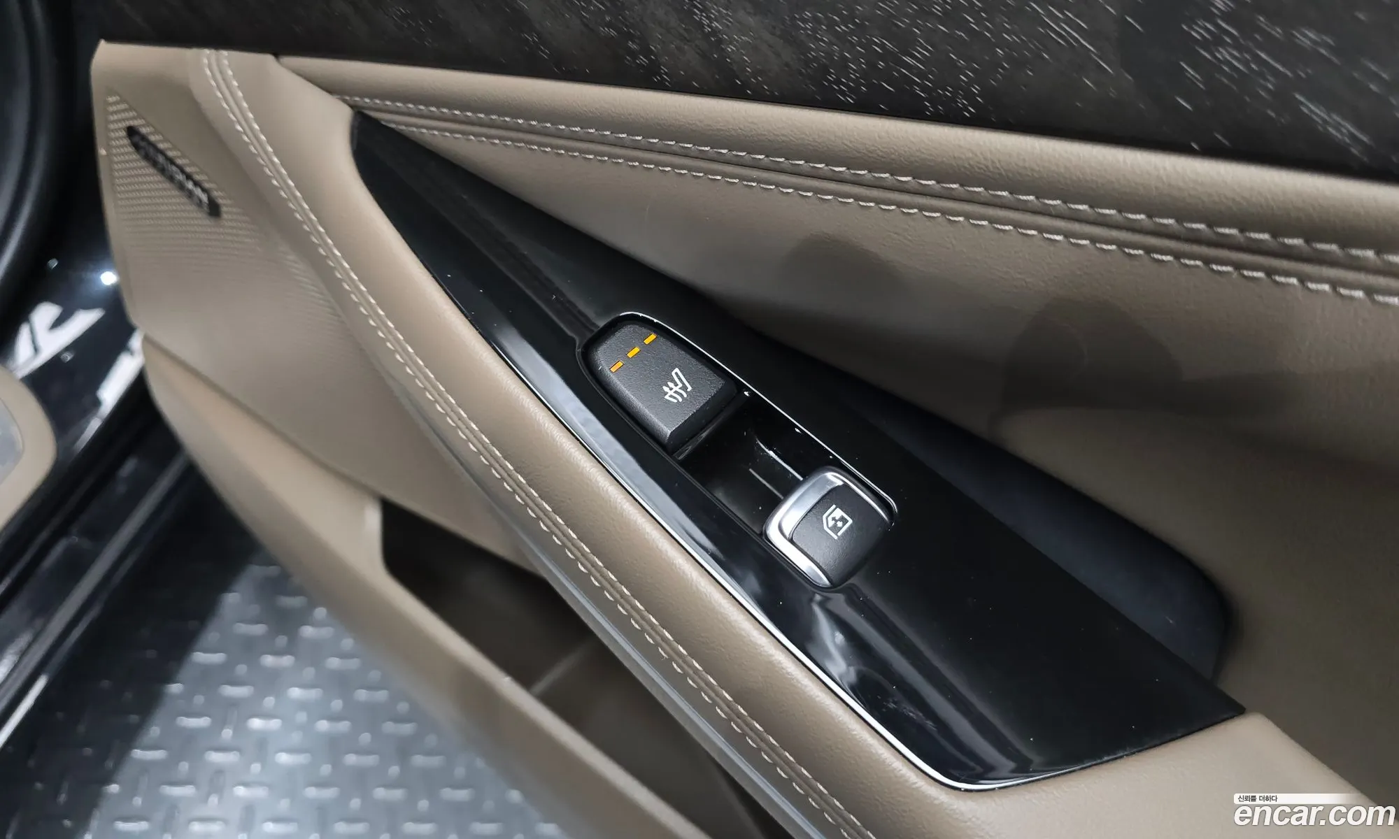 Kia K8 Hybrid 2022 — 18