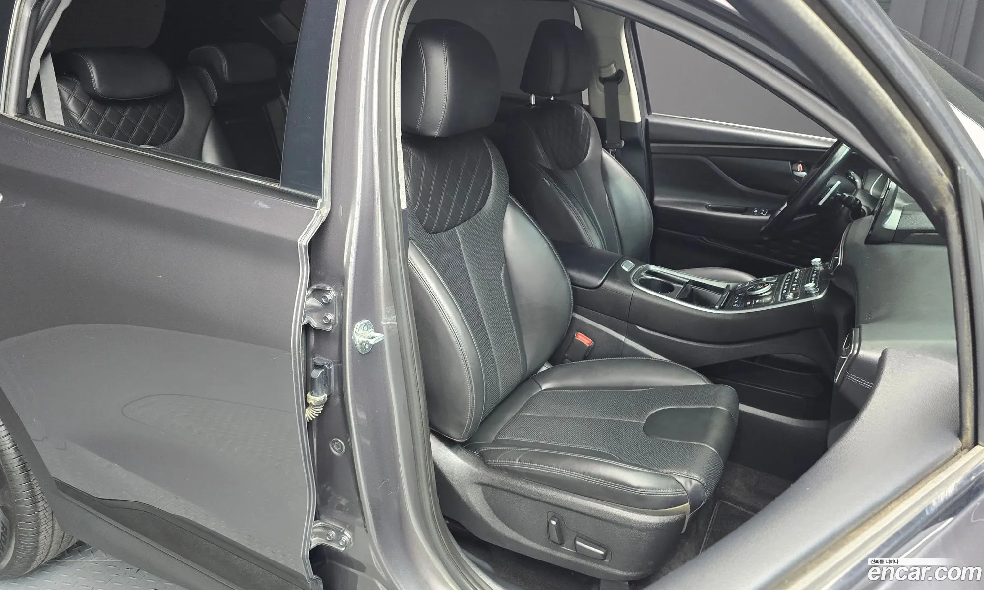 Hyundai Santa Fe 2022 — 20