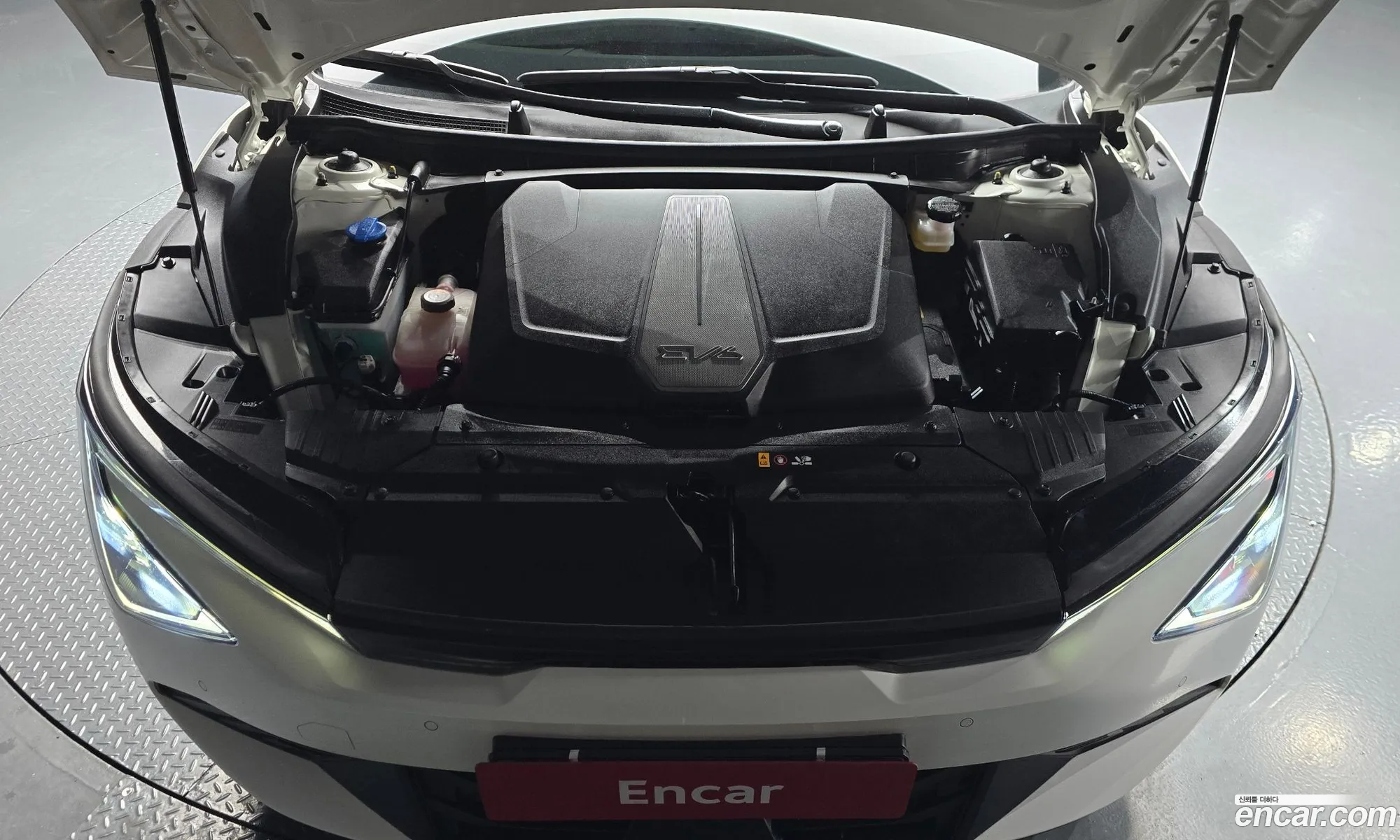 Kia EV6 2024 — 16