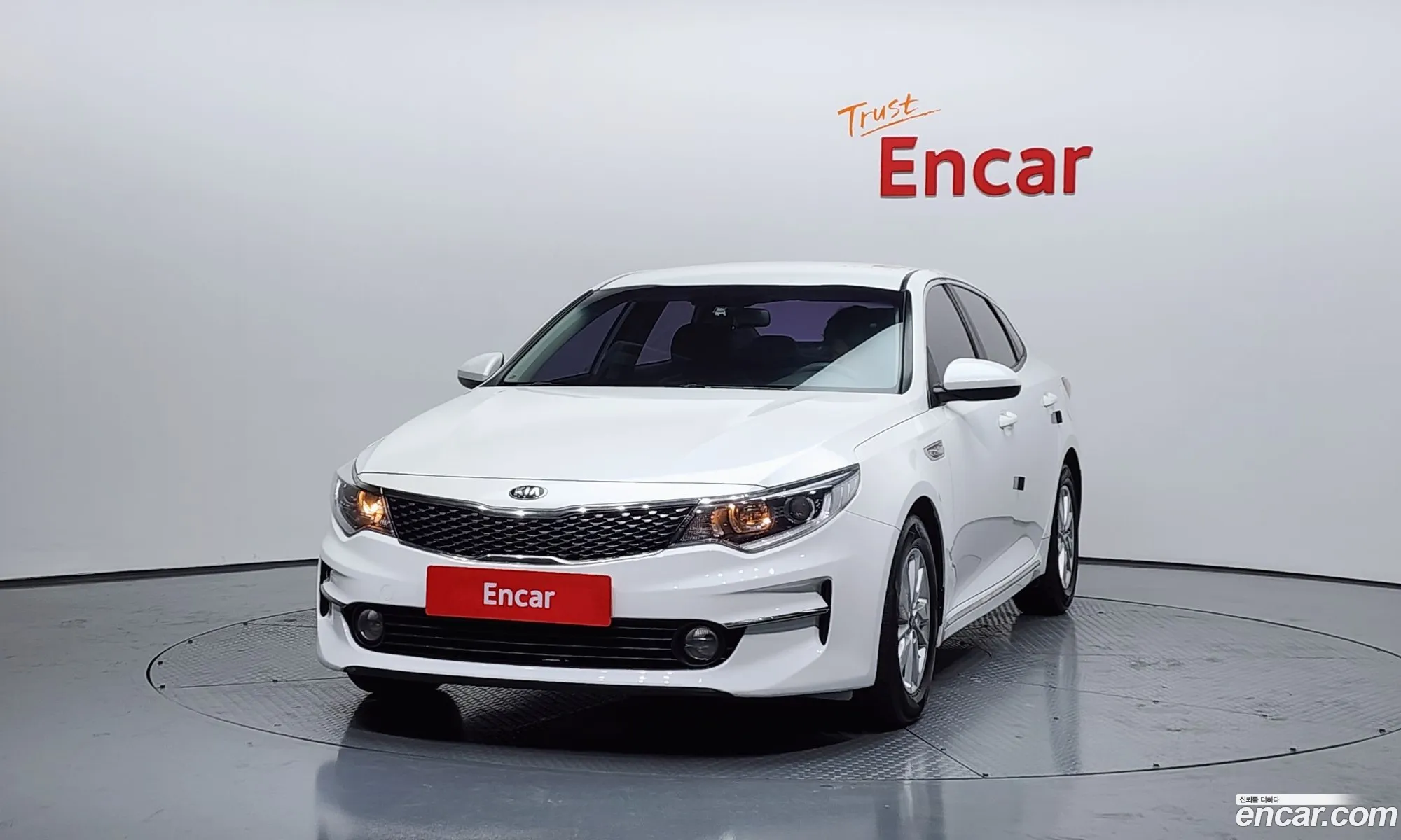 Kia K5 2016 — 2