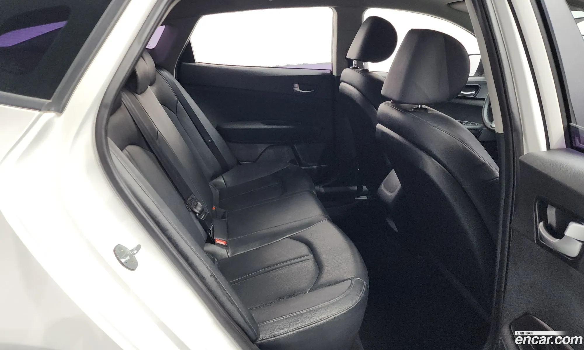 Kia K5 2016 — 14