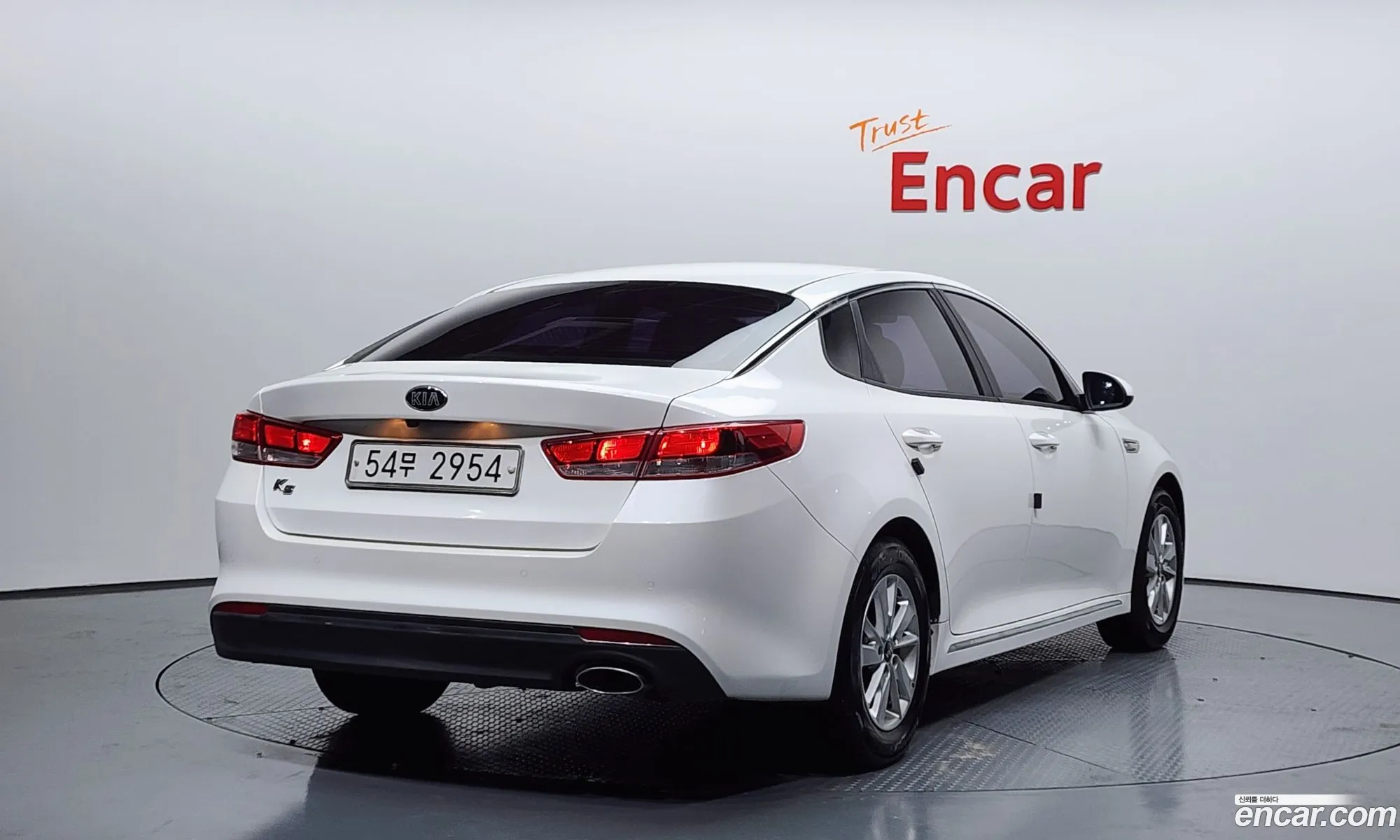 Kia K5 2016 — 17
