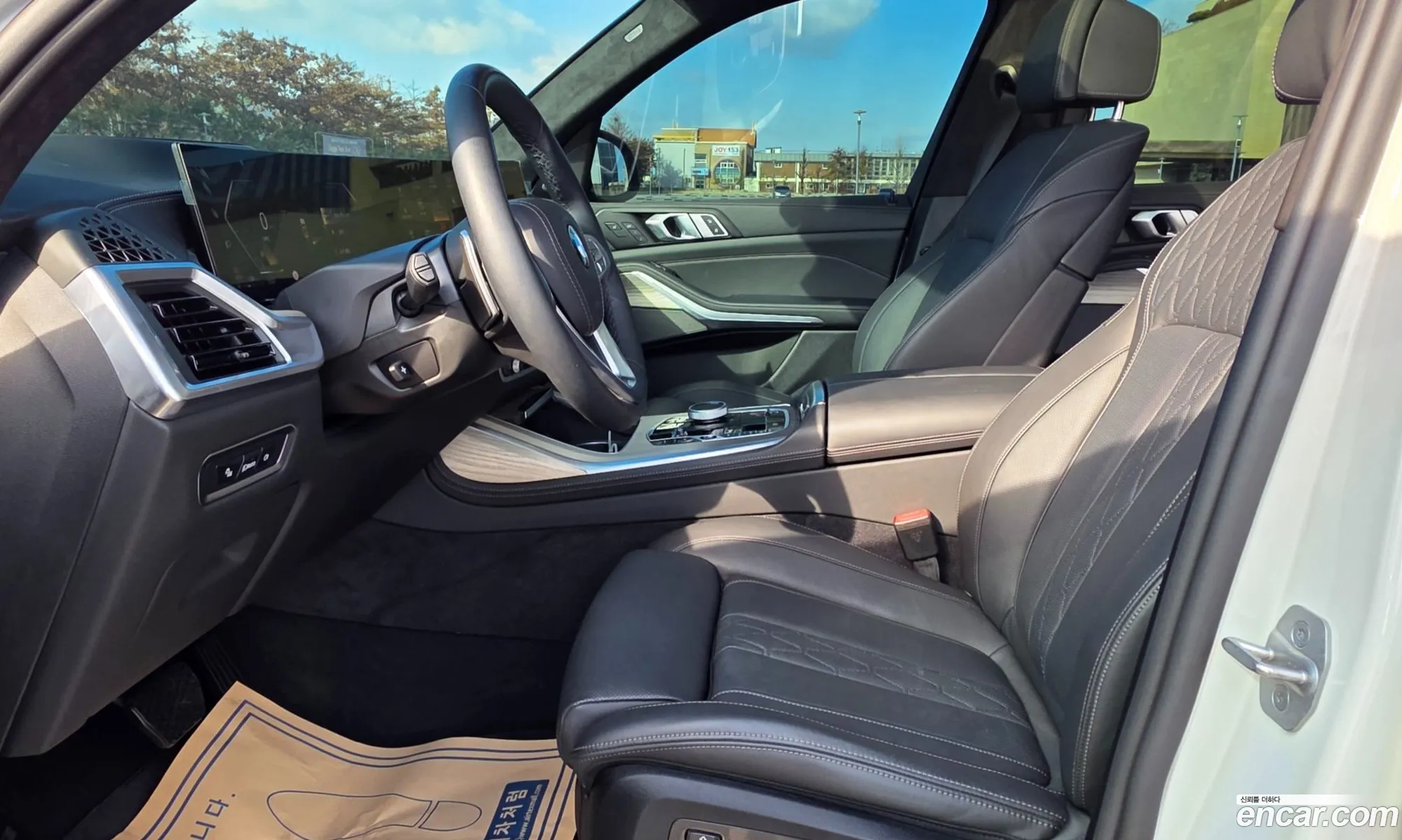 BMW X7 2025 — 17