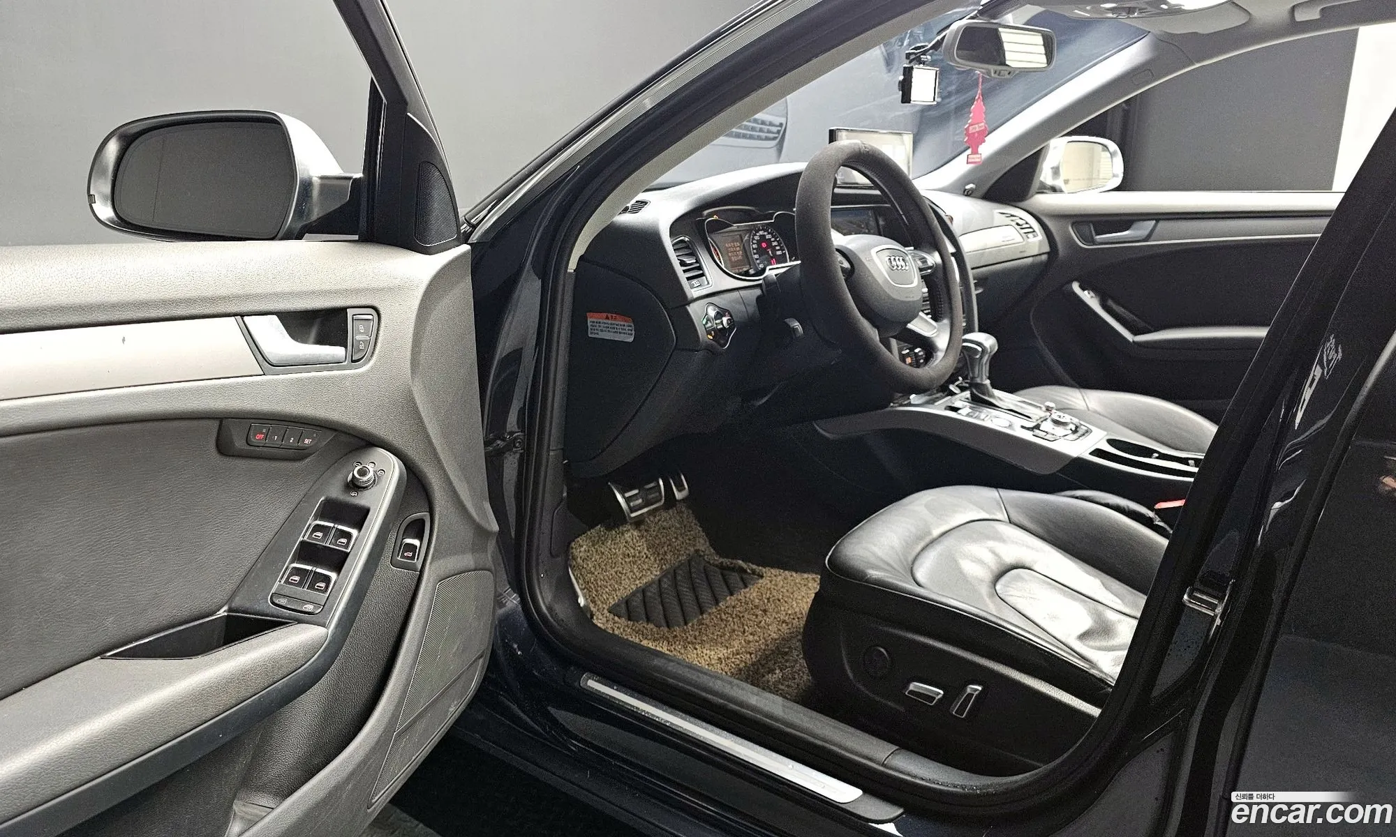 Audi A4 2013 — 4