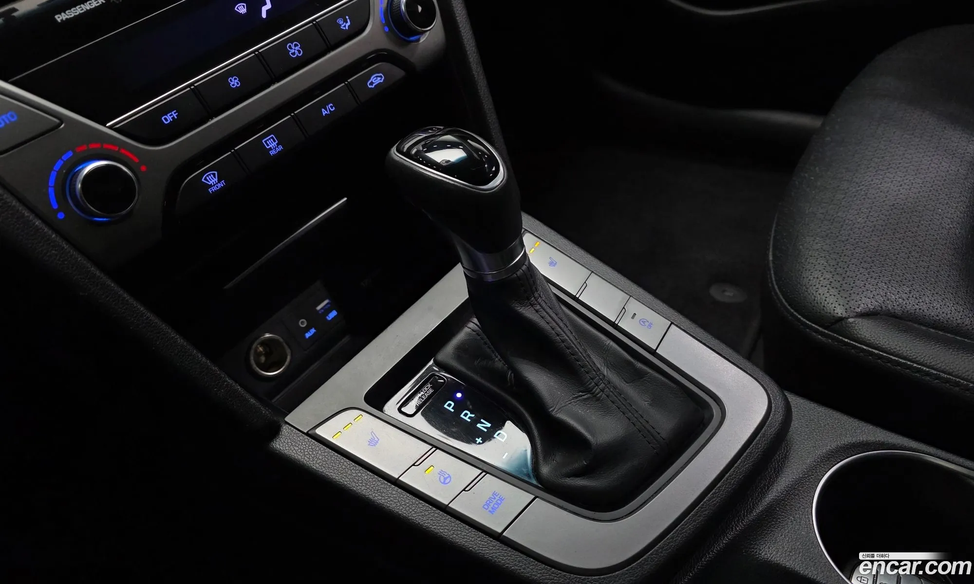 Hyundai Elantra AD 2015 — 19