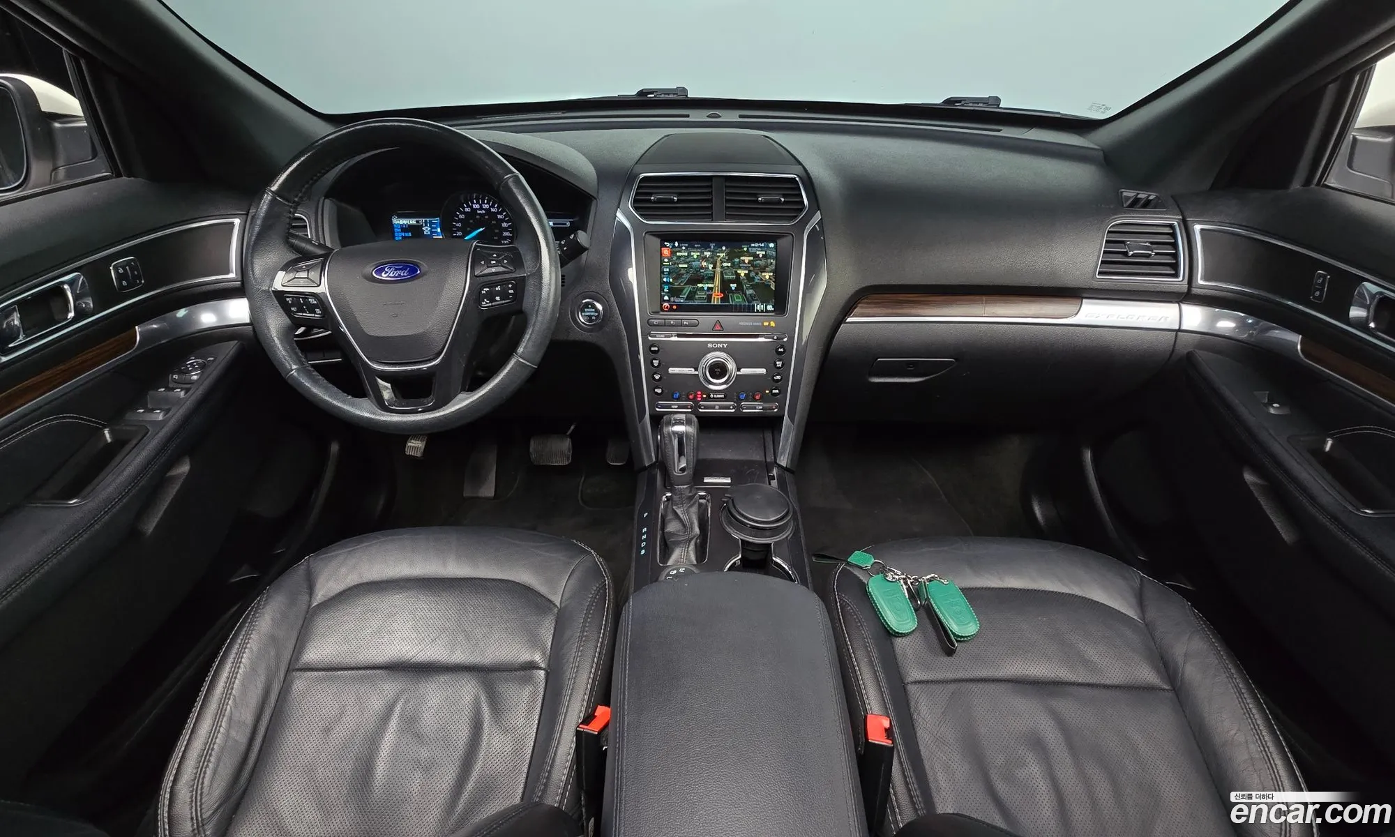 Ford Explorer 2018 1FM5K8FH9JGA44935 — 20