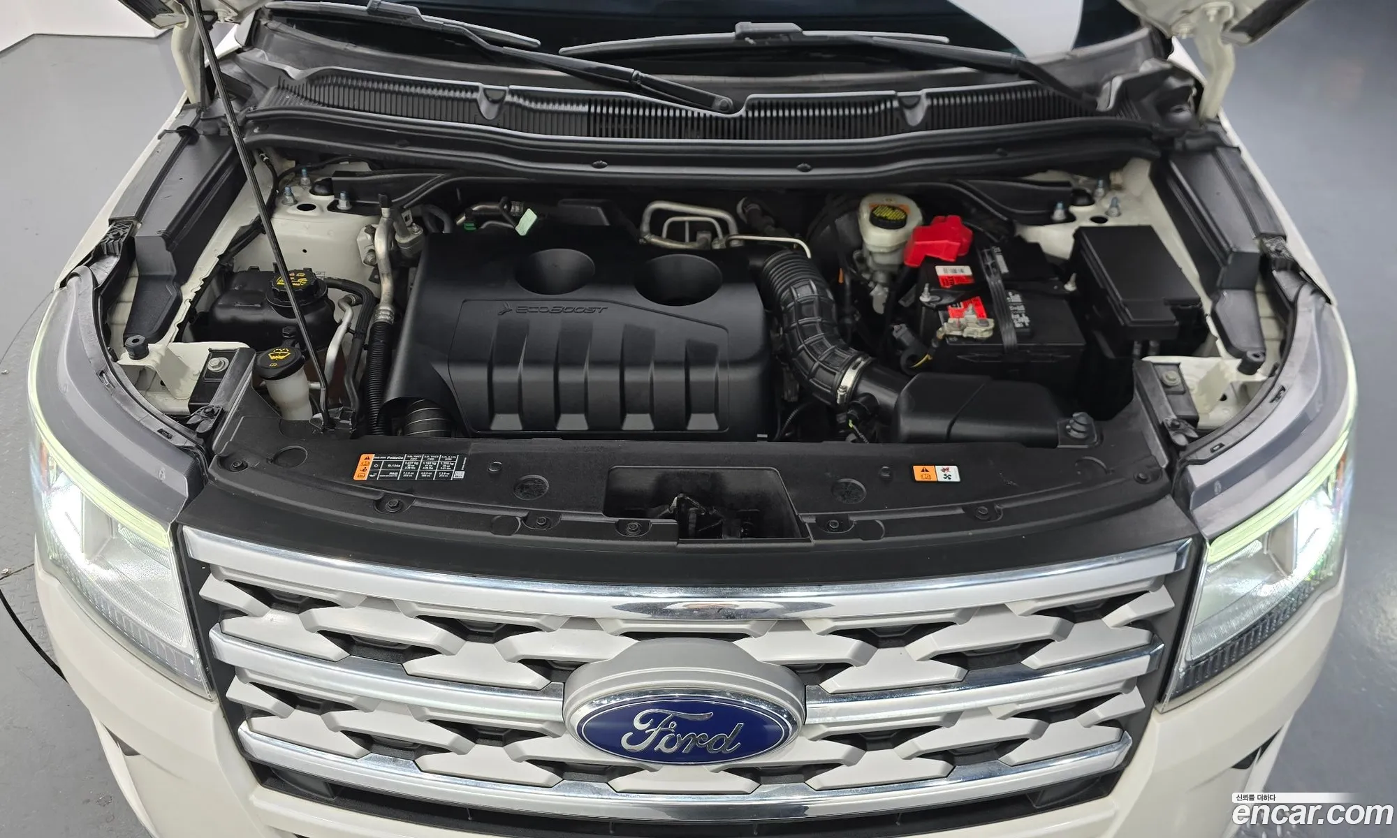 Ford Explorer 2018 1FM5K8FH9JGA44935 — 4