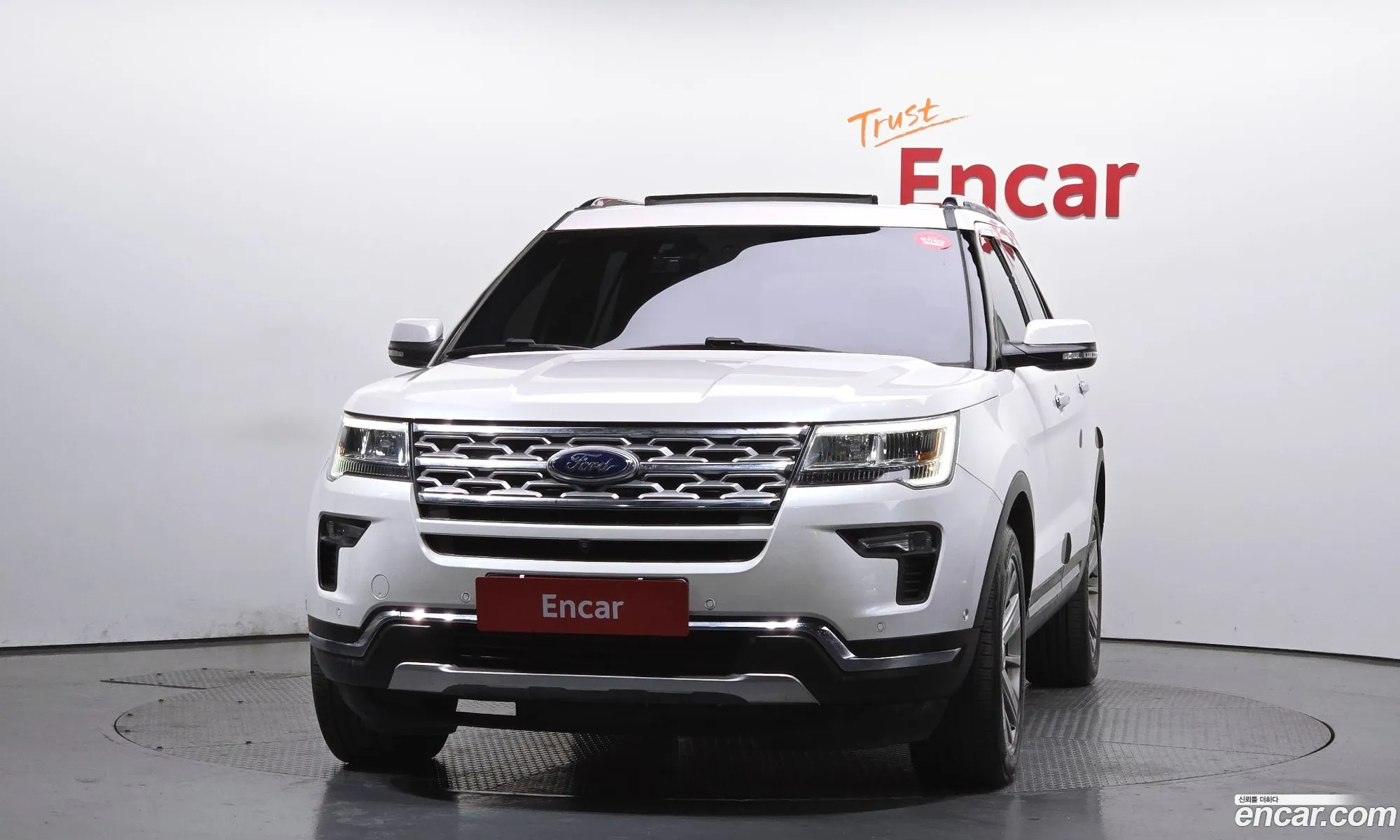 Ford Explorer 2018 1FM5K8FH9JGA44935 — 7