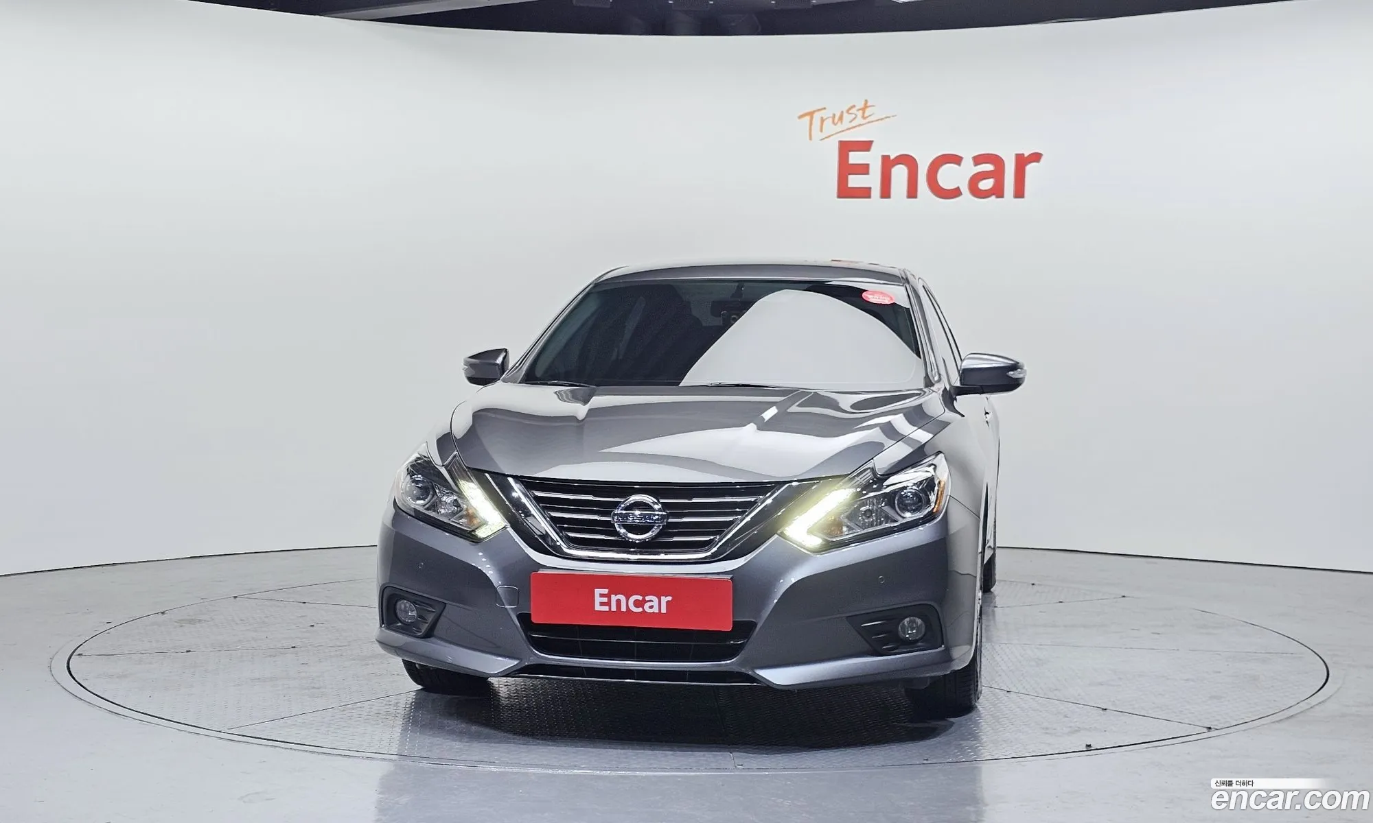 Nissan Altima 2018 — 10