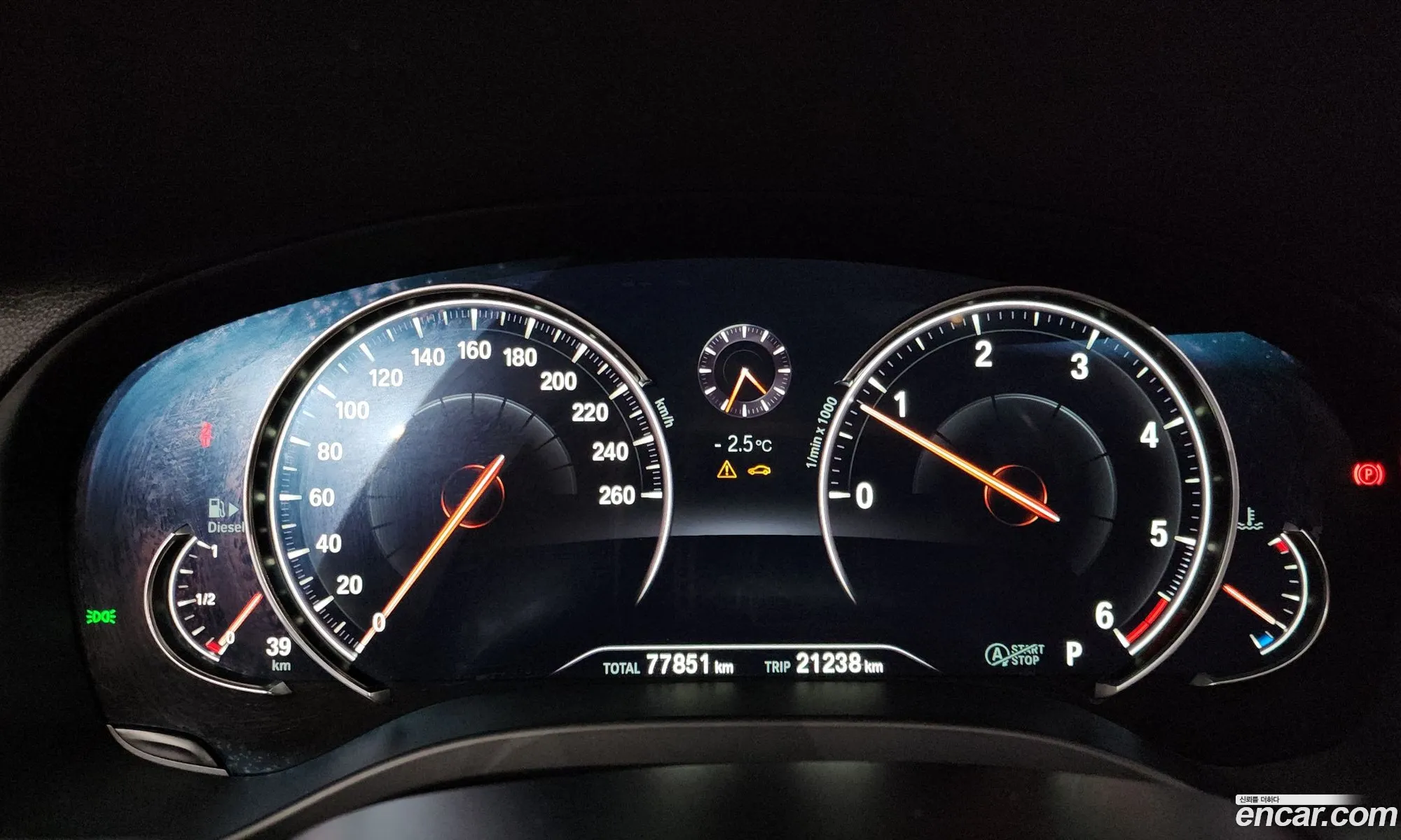 BMW X3 2019 WBAUZ3107KLT05288 — 2