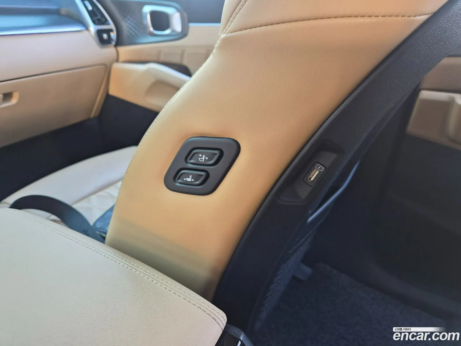 Kia Sorento 2022 — 16