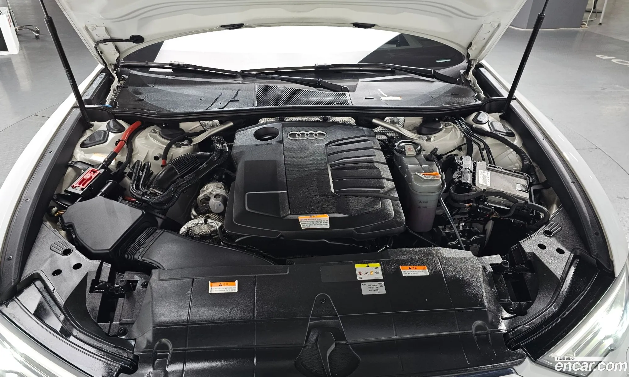 Audi A6 2022 WAUZZZF29NN041356 — 6