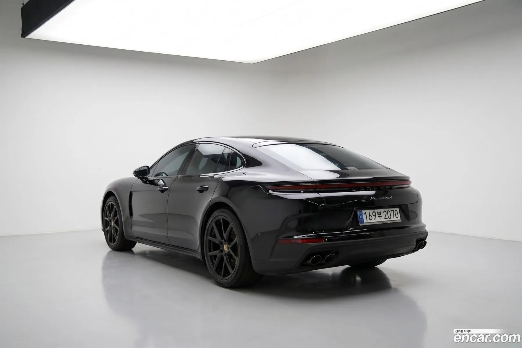 Porsche Panamera 2024 — 3