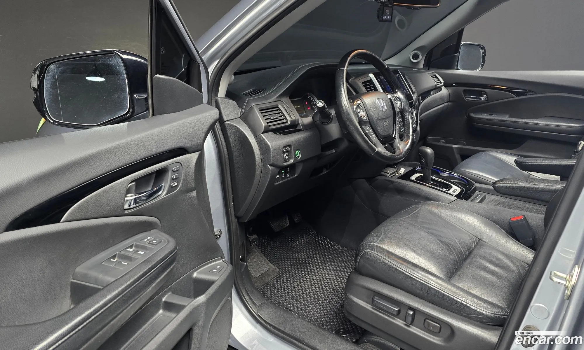 Honda Pilot 2016 5FNYF6850GB201136 — 15