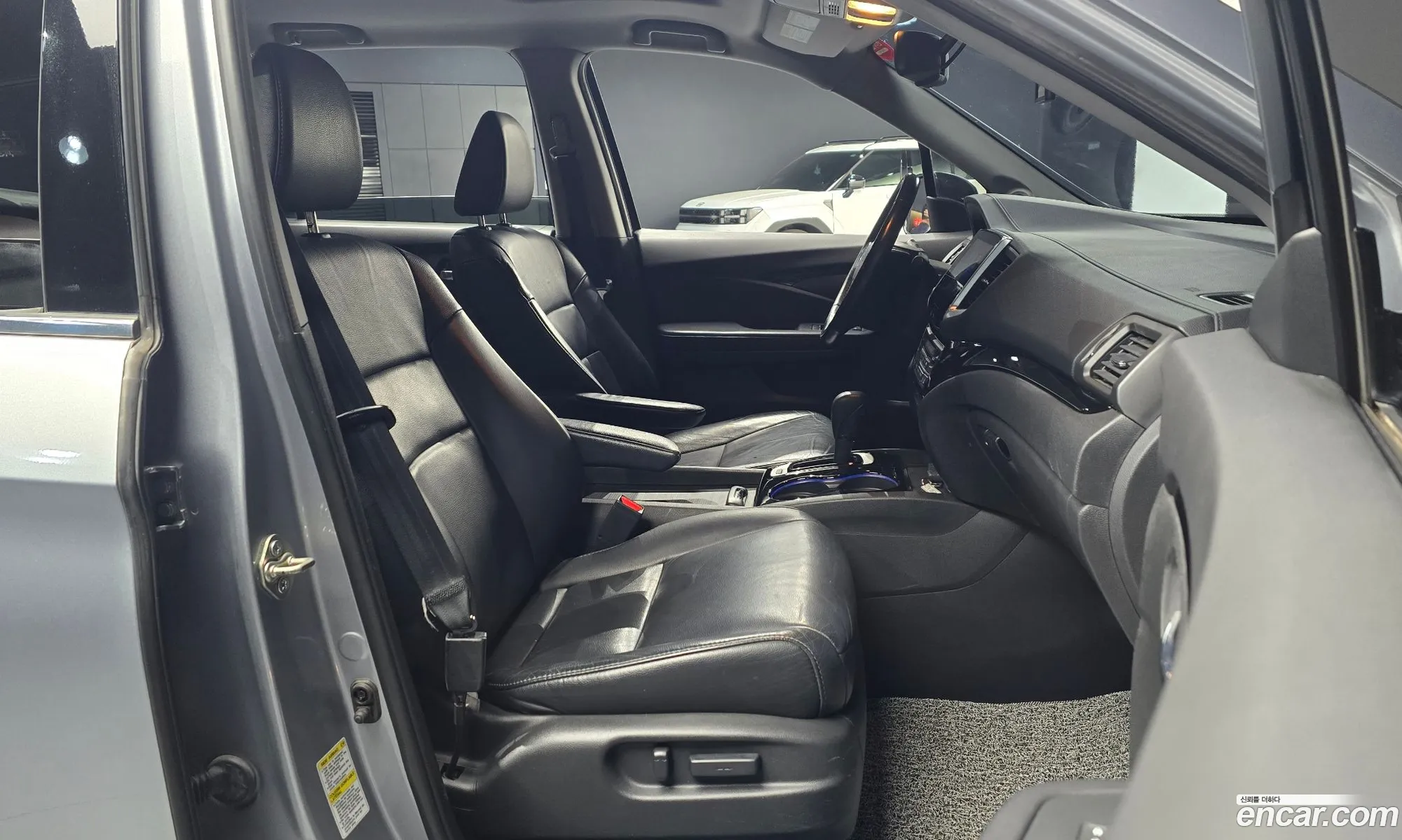 Honda Pilot 2016 5FNYF6850GB201136 — 2