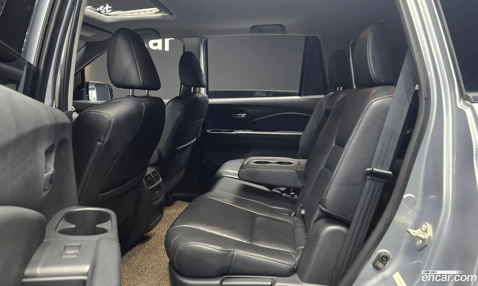 Honda Pilot 2016 5FNYF6850GB201136 — 9