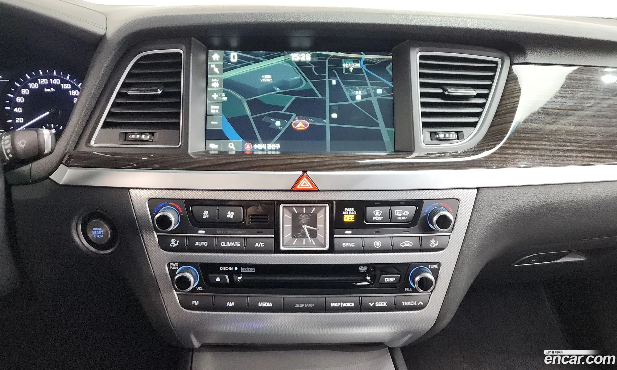 Genesis G80 2018 KMHGN41EDJU278951 — 12