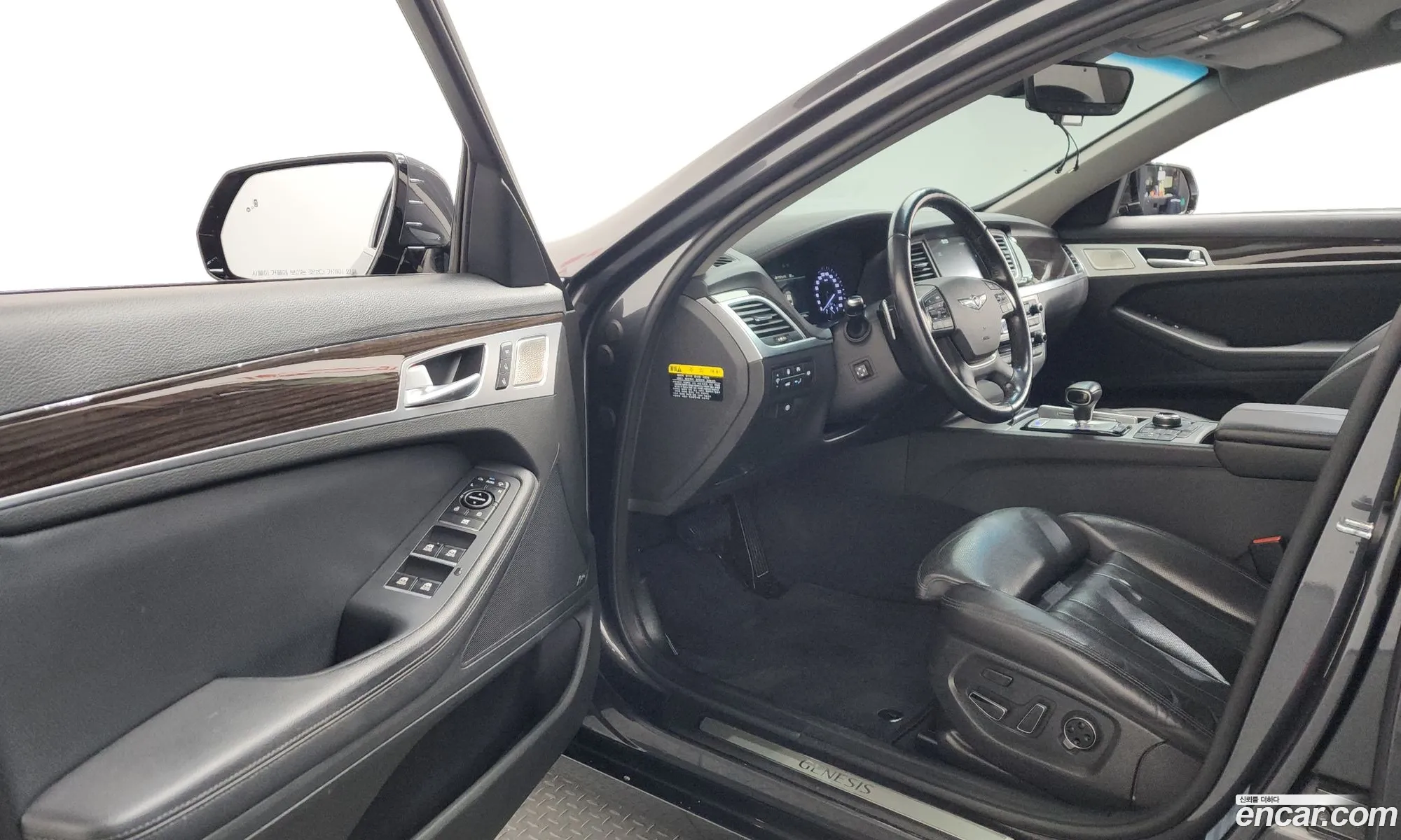 Genesis G80 2018 KMHGN41EDJU278951 — 16