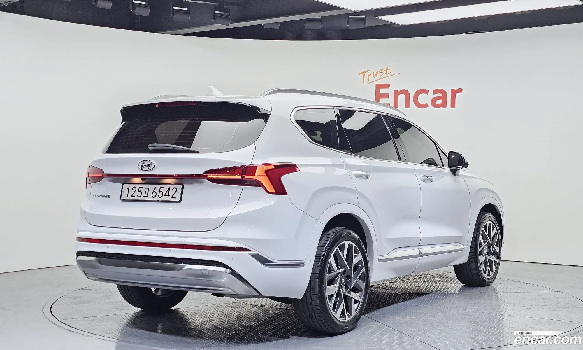 Hyundai Santa Fe 2021 — 2
