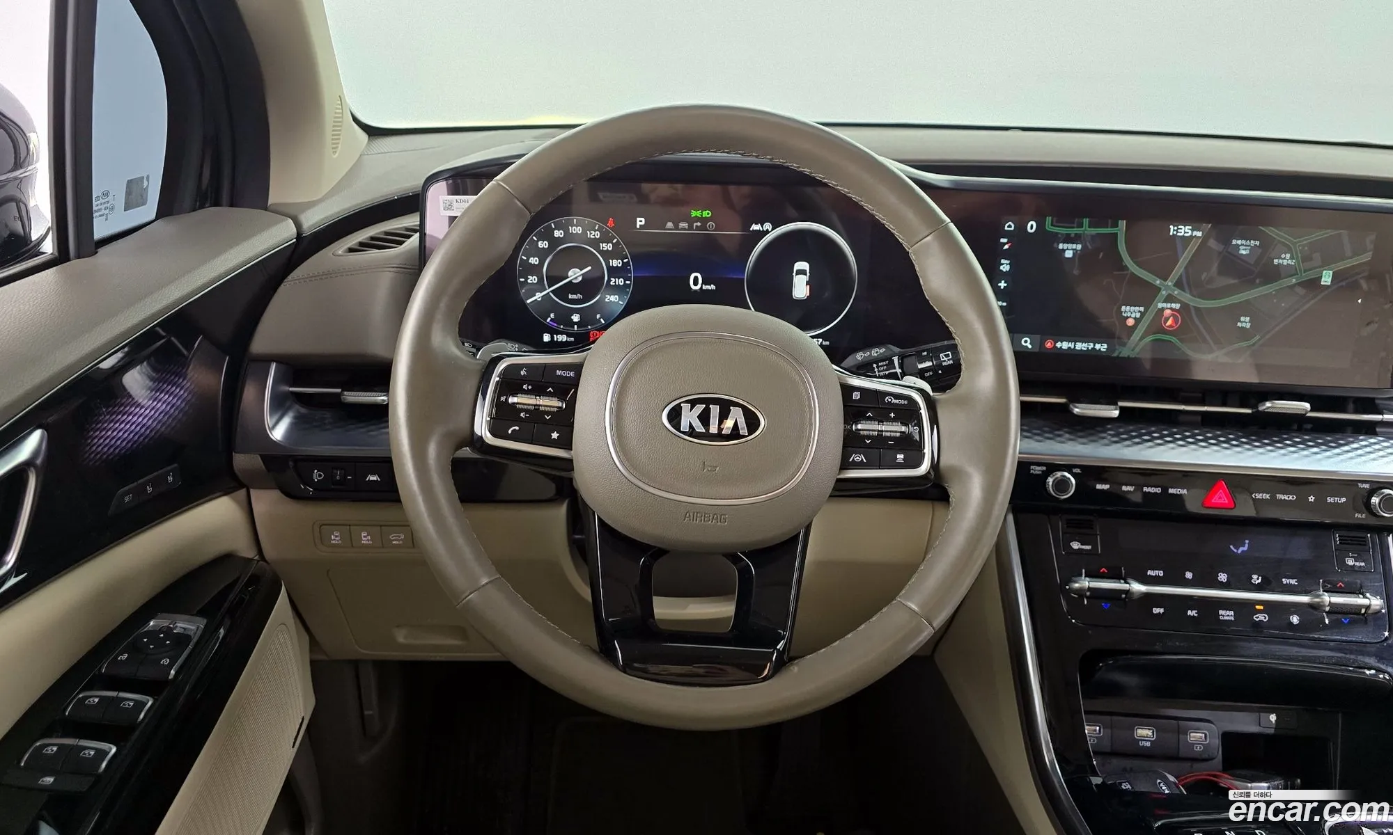 Kia Carnival 2021 — 2