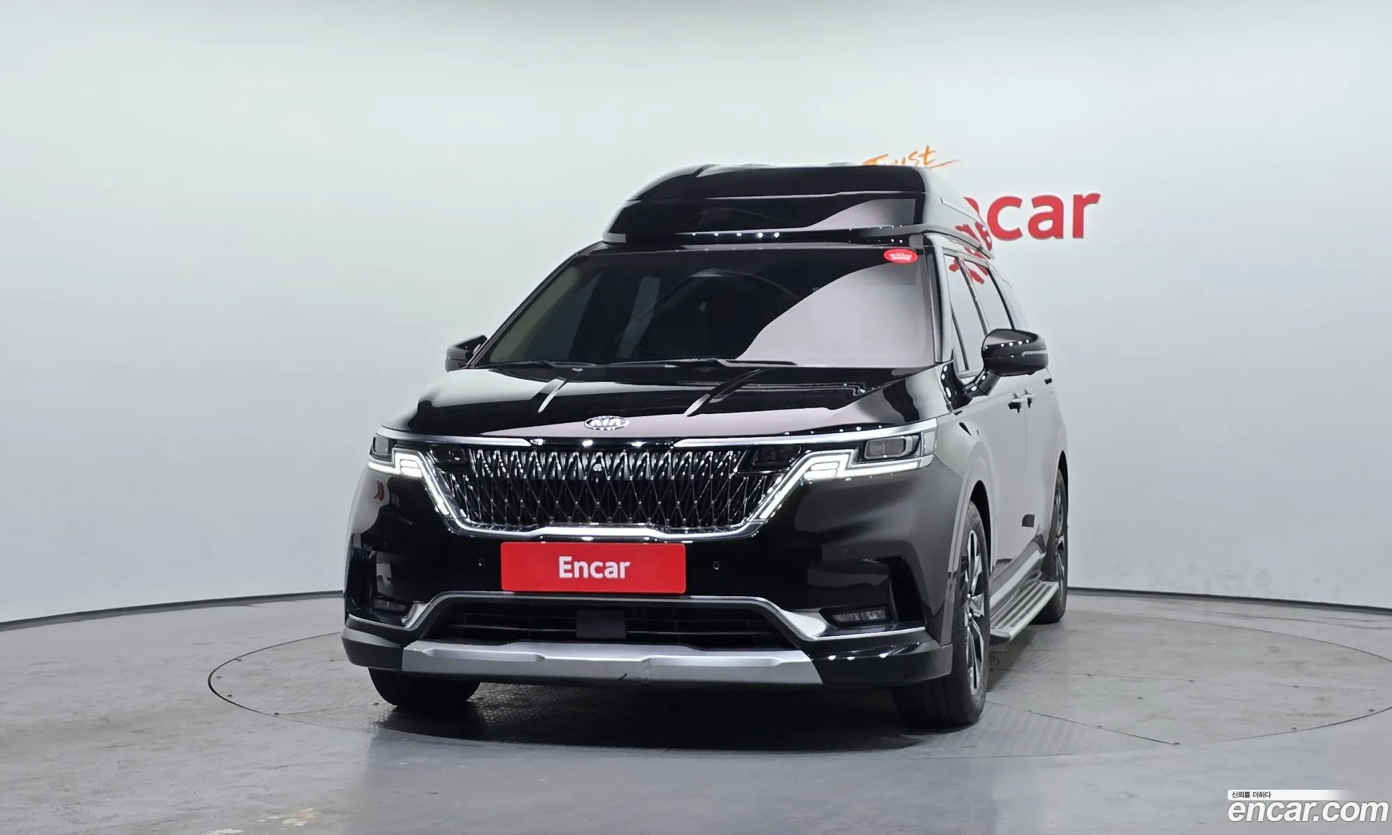 Kia Carnival 2021 — 12
