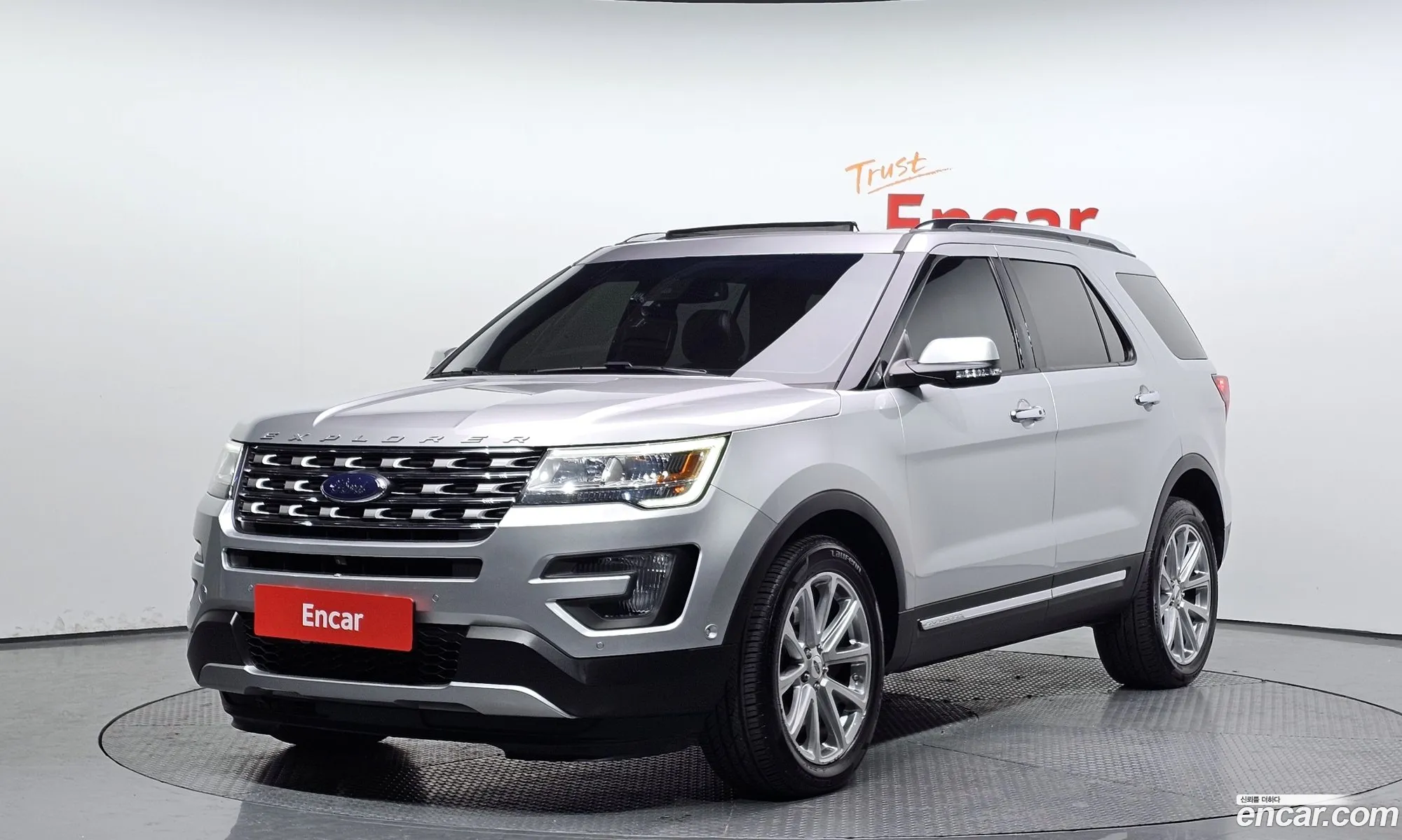 Ford Explorer 2016 1FM5K8FH3GGB24739 — 9