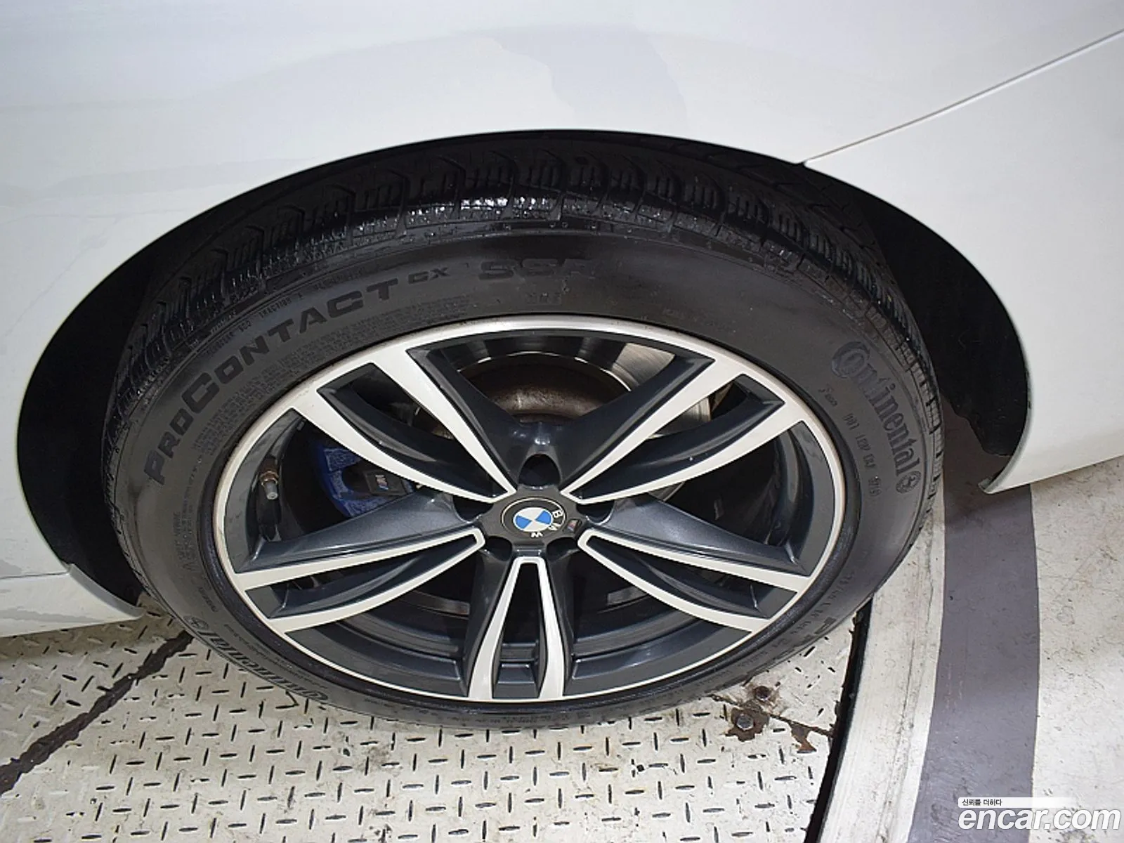 BMW 6 Series GT 2021 — 18
