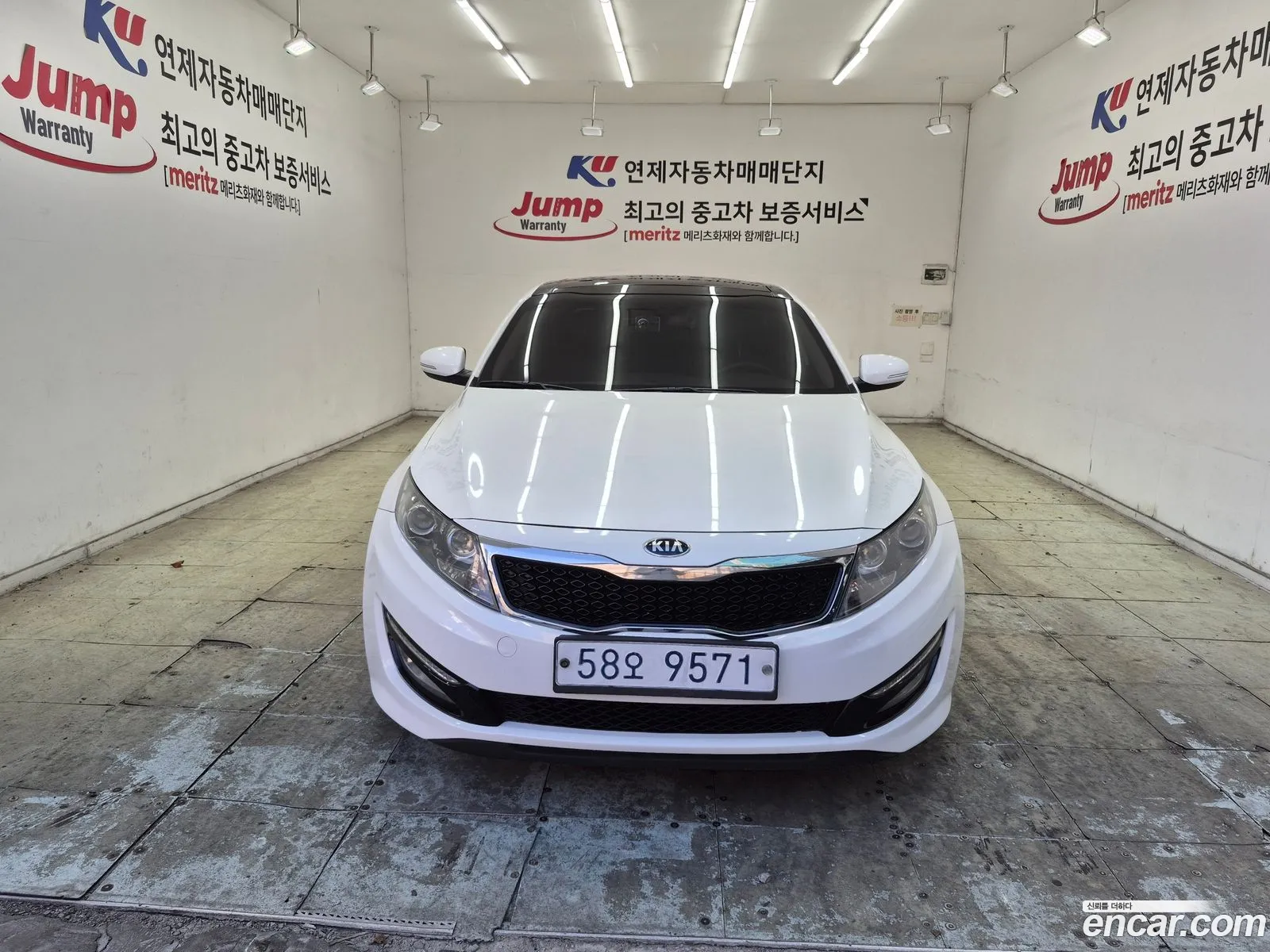 Kia K5 2010 — 19