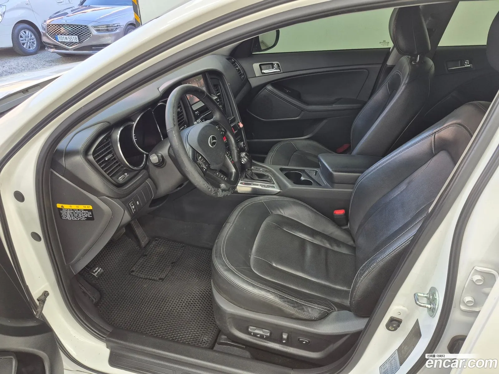 Kia K5 2010 — 2