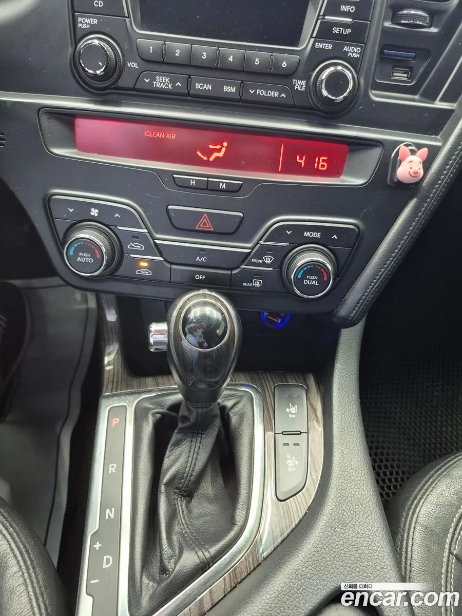 Kia K5 2010 — 5