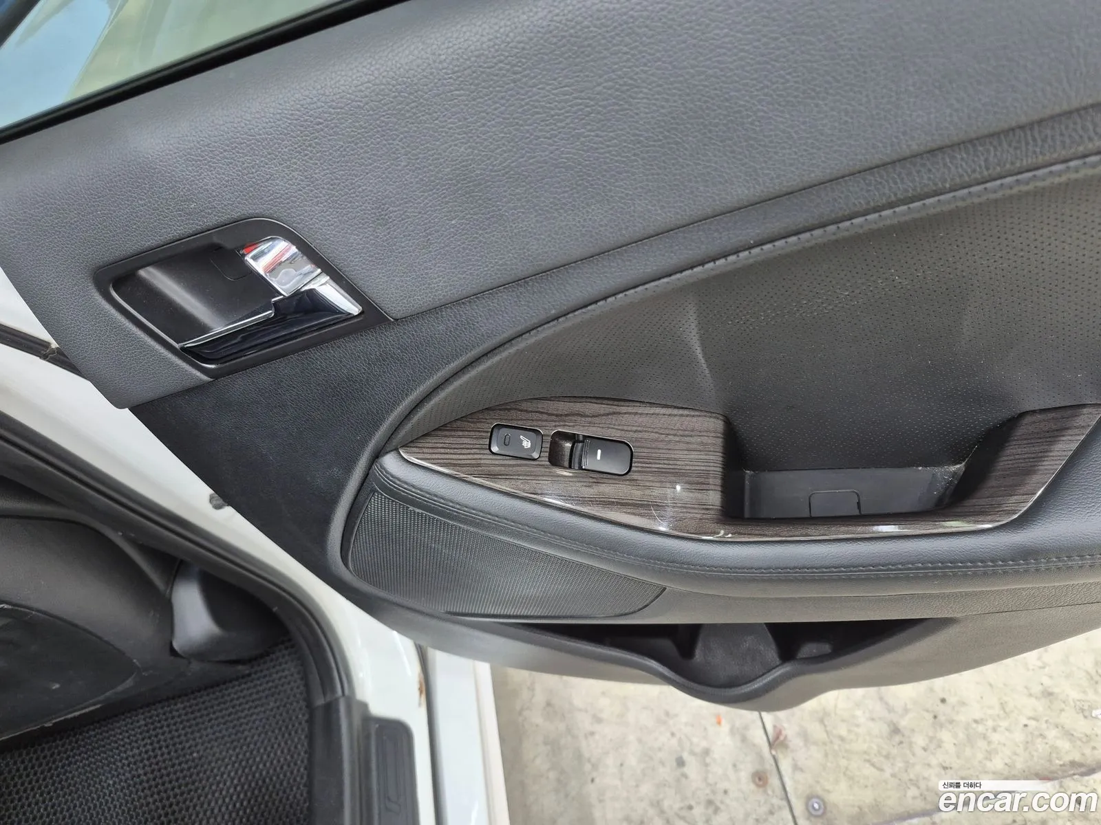 Kia K5 2010 — 18