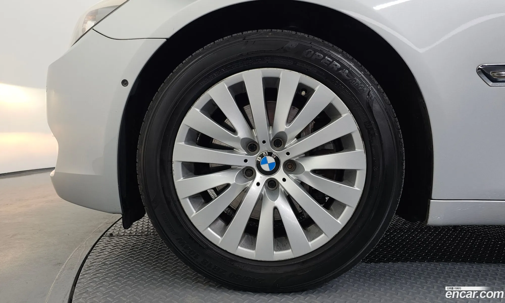 BMW 7 Series 2010 WBAKA4101AC367658 — 9