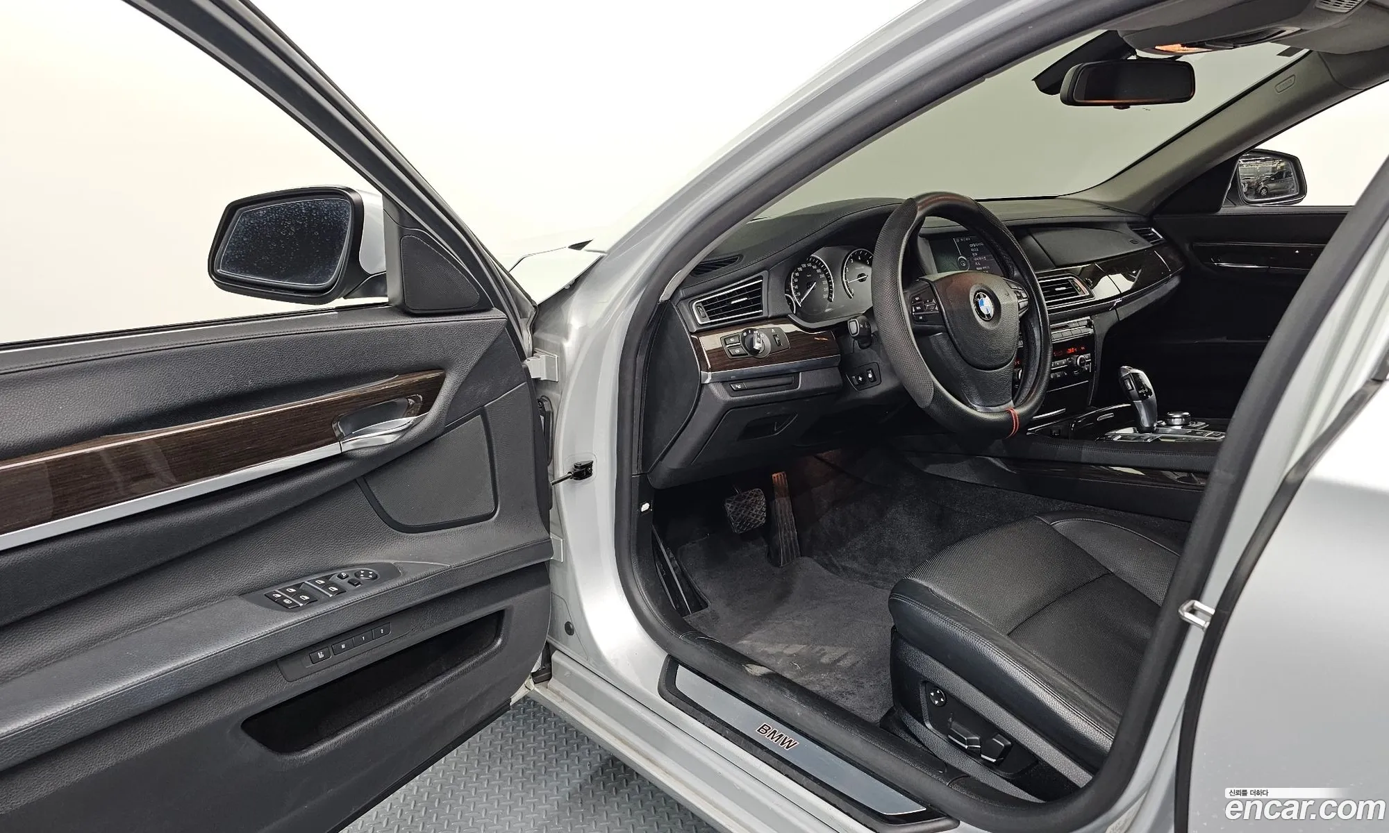 BMW 7 Series 2010 WBAKA4101AC367658 — 18