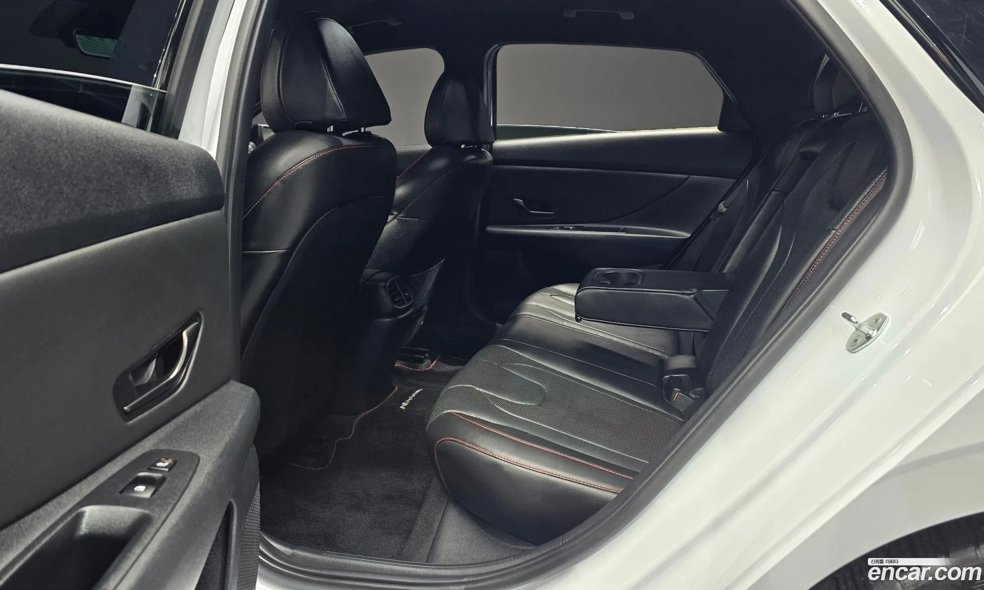 Hyundai Elantra 2021 — 3
