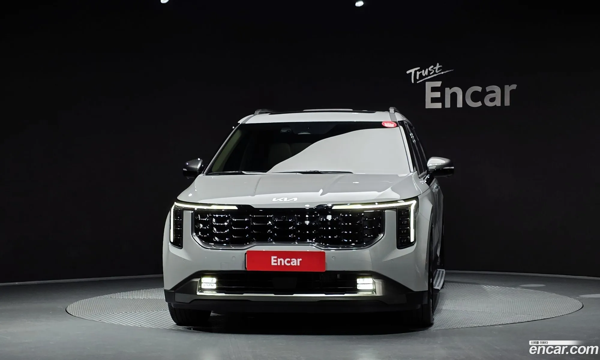 Kia Carnival 2025 — 5