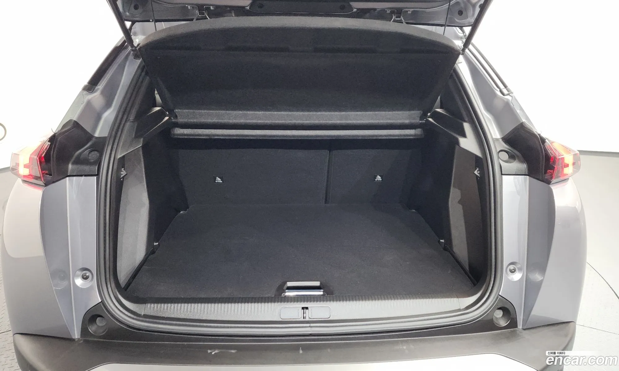 Peugeot e-2008 2021 VR3UKZKXZMJ658983 — 19