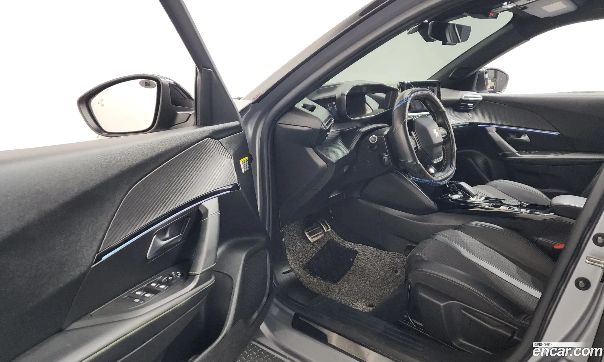 Peugeot e-2008 2021 VR3UKZKXZMJ658983 — 3