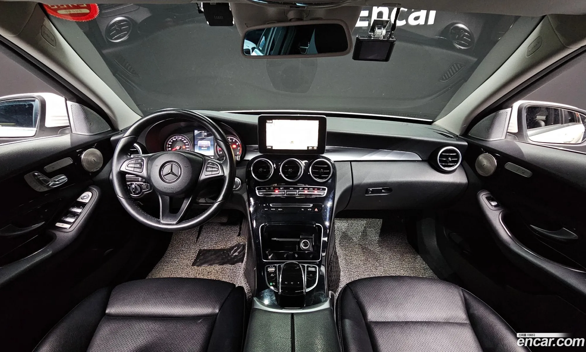 Mercedes-Benz C-Class W205 2016 WDDWF4CB6HF406585 — 10