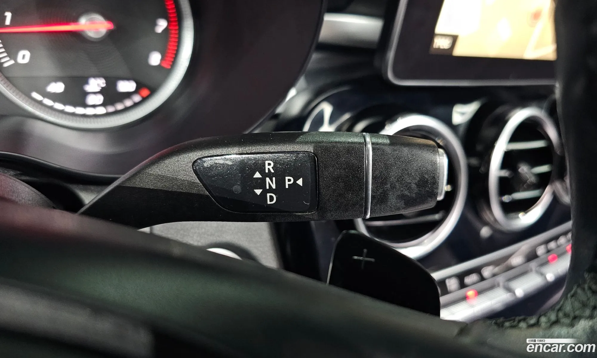 Mercedes-Benz C-Class W205 2016 WDDWF4CB6HF406585 — 9
