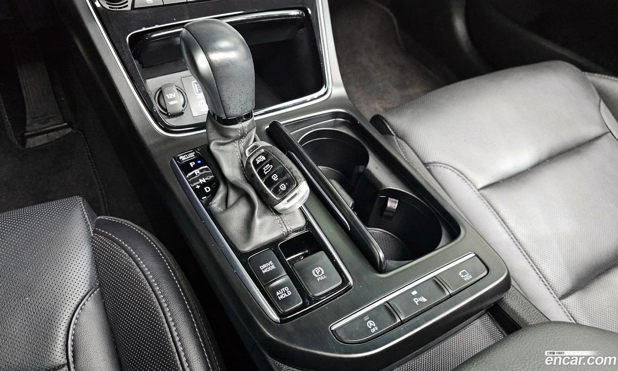 Hyundai Grandeur IG 2018 — 12